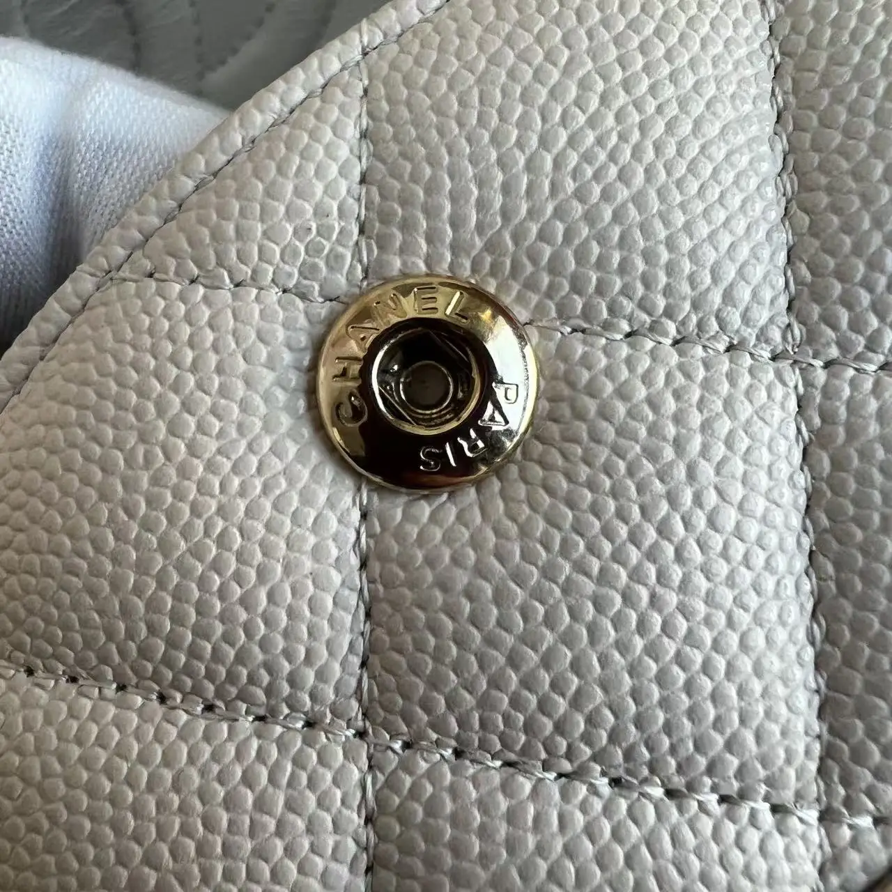 CHANEL Beige Medium Lambskin Classic Flap Handbag CHANEL Beige Medium Lambskin Classic Flap Handbag