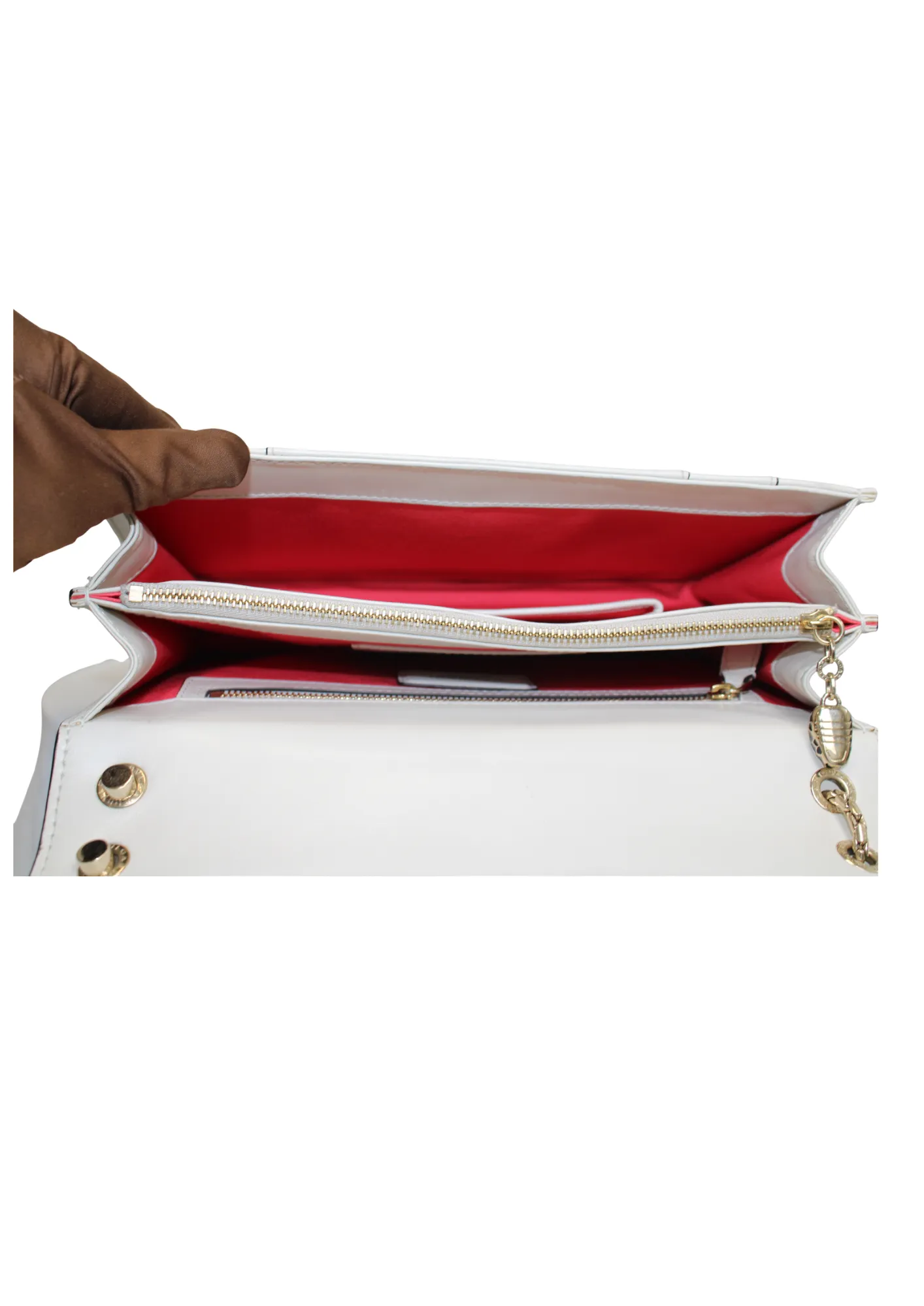 BVLGARI White Leather Medium Serpenti Forever Flap Shoulder Bag BVLGARI White Leather Medium Serpenti Forever Flap Shoulder Bag