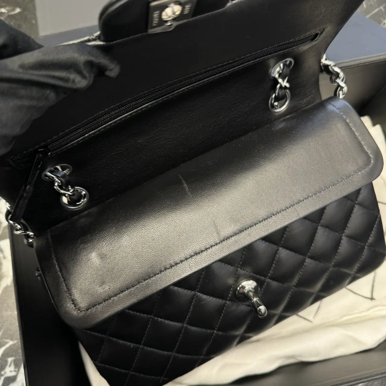 CHANEL Small Classic Handbag CHANEL Small Classic Handbag