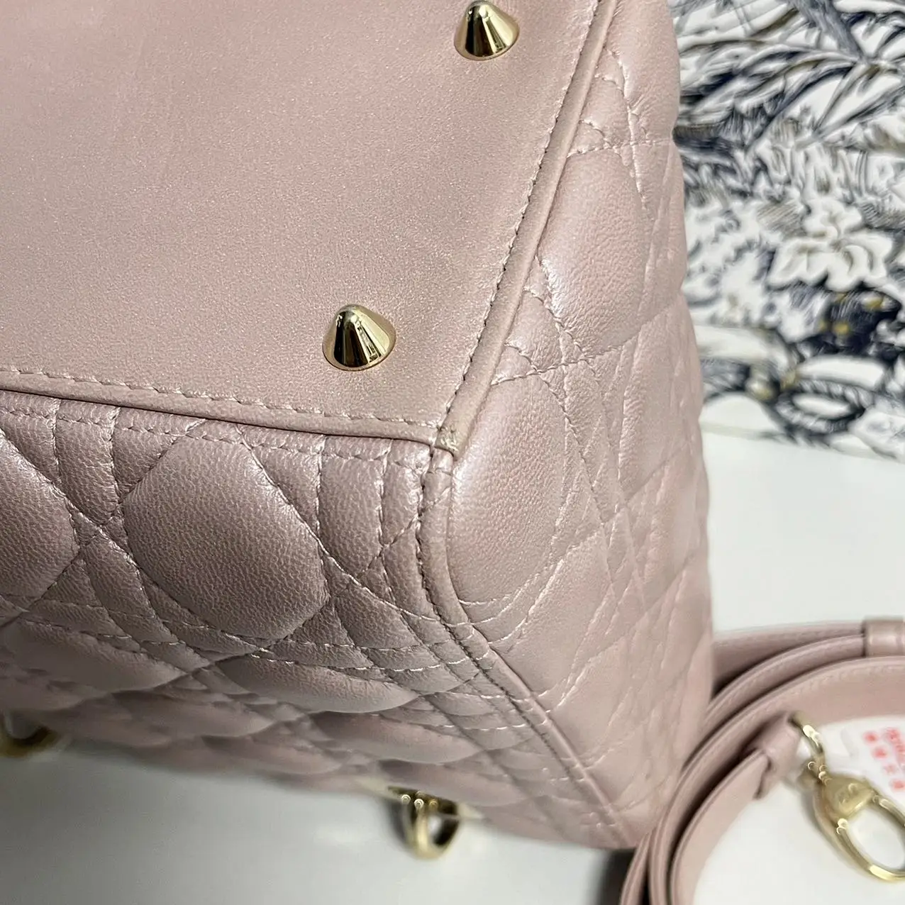 DIOR Pearl Pink Lambskin Medium Lady Dior Bag DIOR Pearl Pink Lambskin Medium Lady Dior Bag