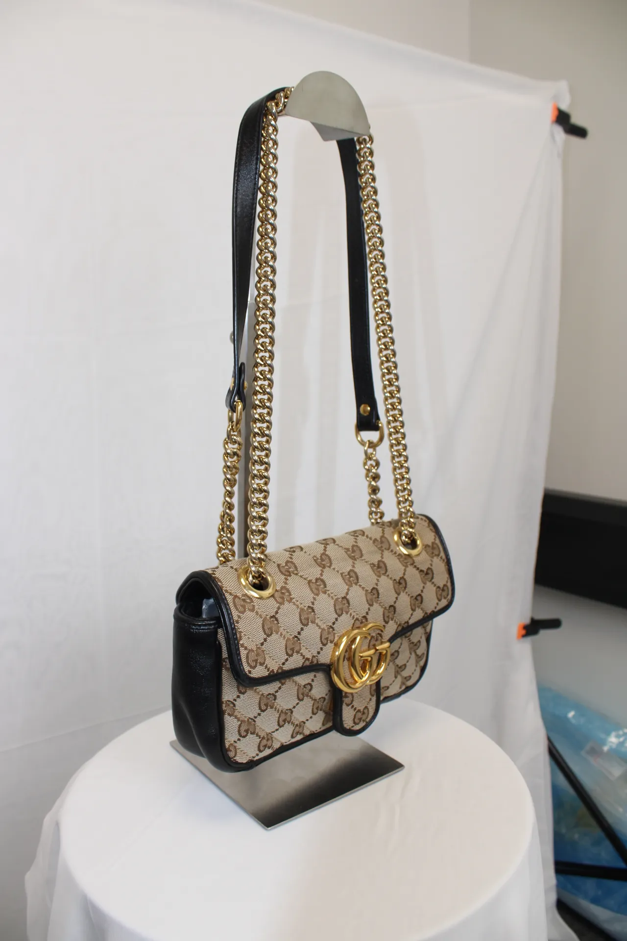 GUCCI GG Marmont Small Canvas Shoulder Bag GUCCI GG Marmont Small Canvas Shoulder Bag