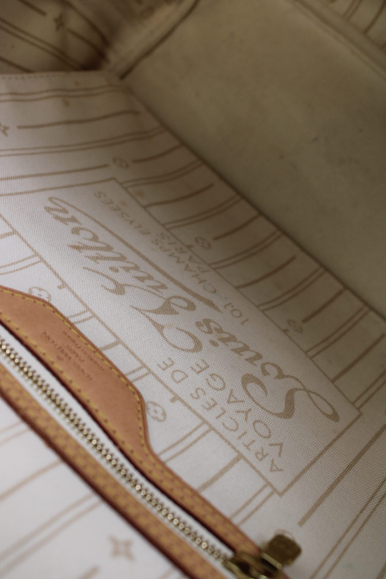 LOUIS VUITTON Neverfull MM Tote Bag Damier Azur Canvas LOUIS VUITTON Neverfull MM Tote Bag Damier Azur Canvas