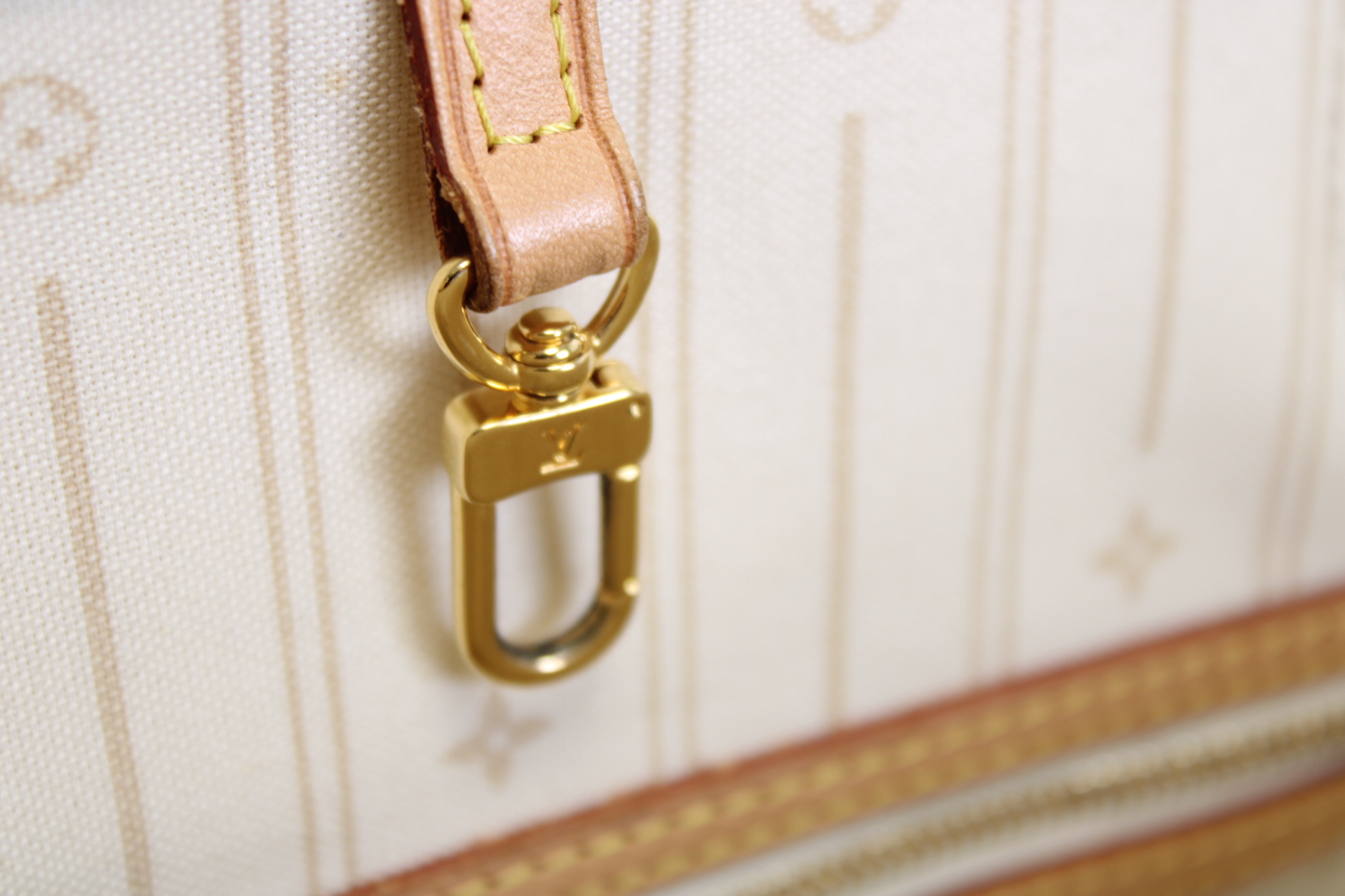 LOUIS VUITTON Neverfull MM Tote Bag Damier Azur Canvas LOUIS VUITTON Neverfull MM Tote Bag Damier Azur Canvas