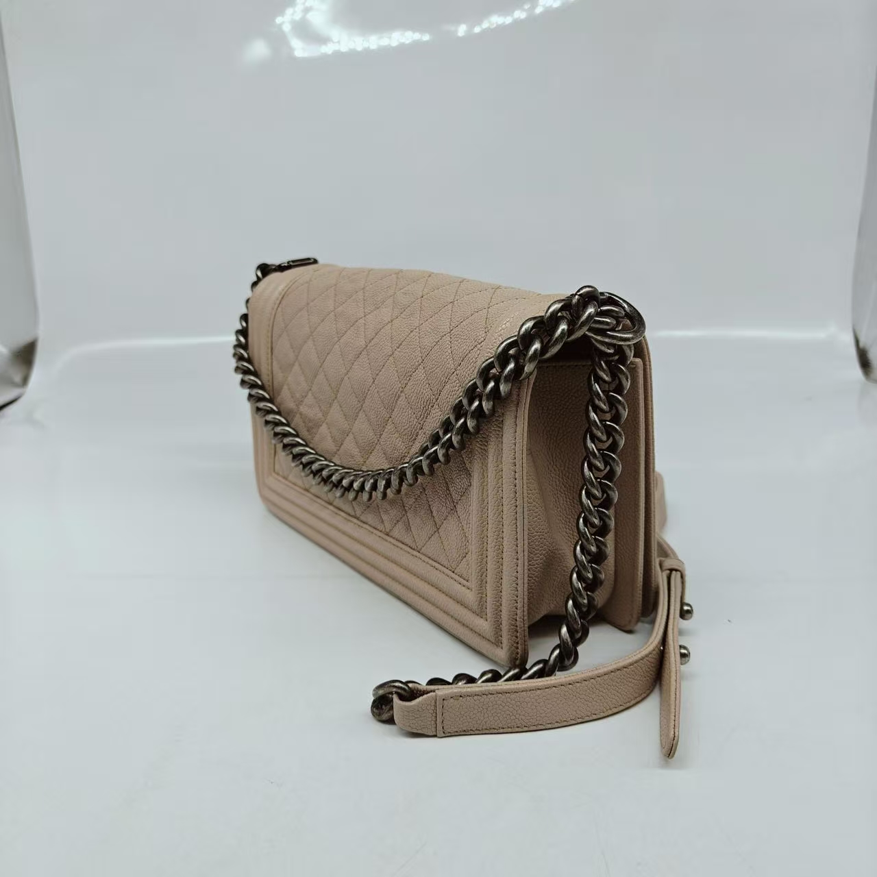 CHANEL Beige/Cream Caviar Leather Medium Boy Flap Bag CHANEL Beige/Cream Caviar Leather Medium Boy Flap Bag