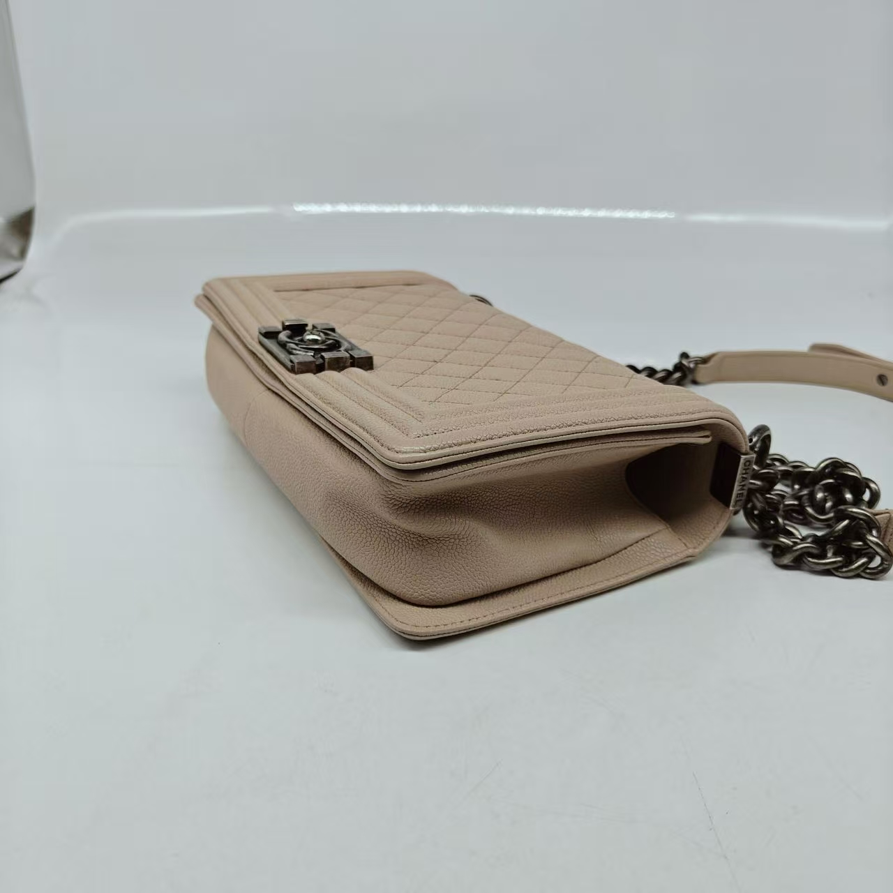 CHANEL Beige/Cream Caviar Leather Medium Boy Flap Bag CHANEL Beige/Cream Caviar Leather Medium Boy Flap Bag