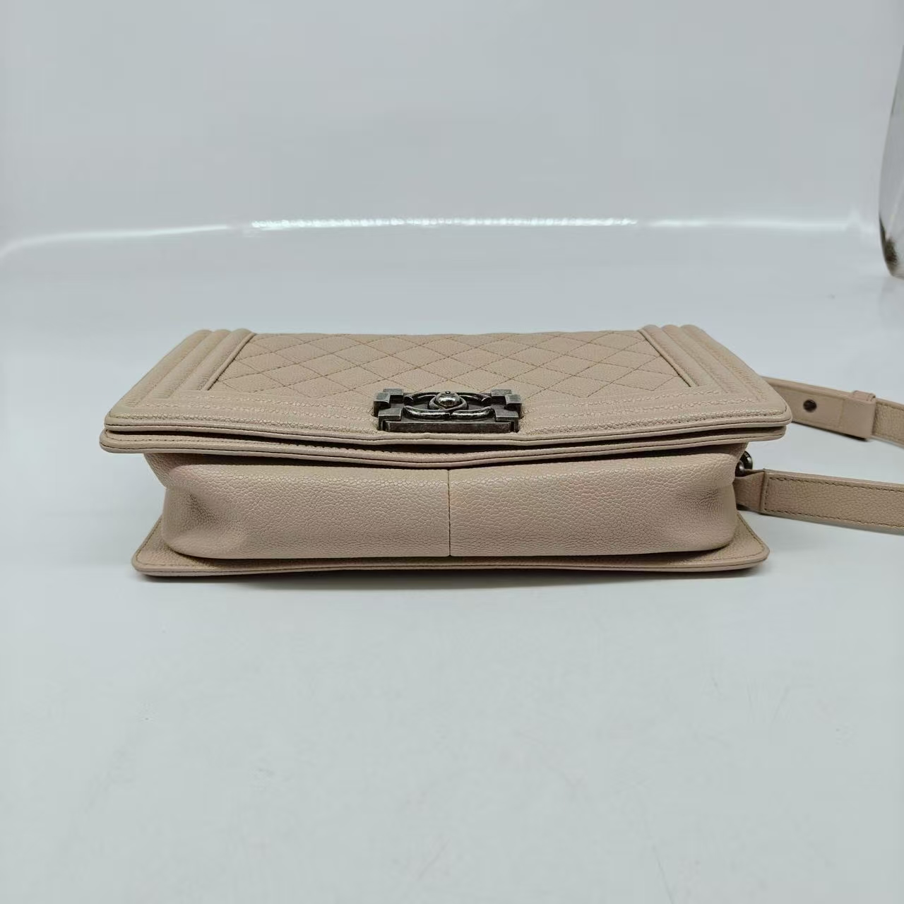 CHANEL Beige/Cream Caviar Leather Medium Boy Flap Bag CHANEL Beige/Cream Caviar Leather Medium Boy Flap Bag