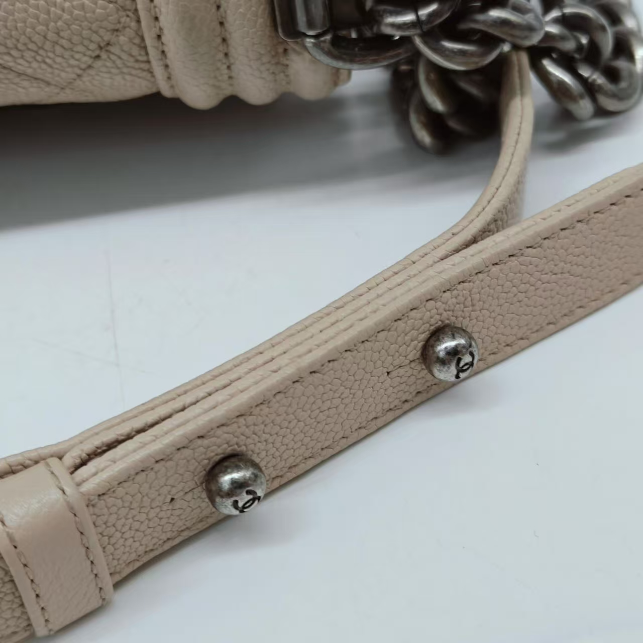 CHANEL Beige/Cream Caviar Leather Medium Boy Flap Bag CHANEL Beige/Cream Caviar Leather Medium Boy Flap Bag