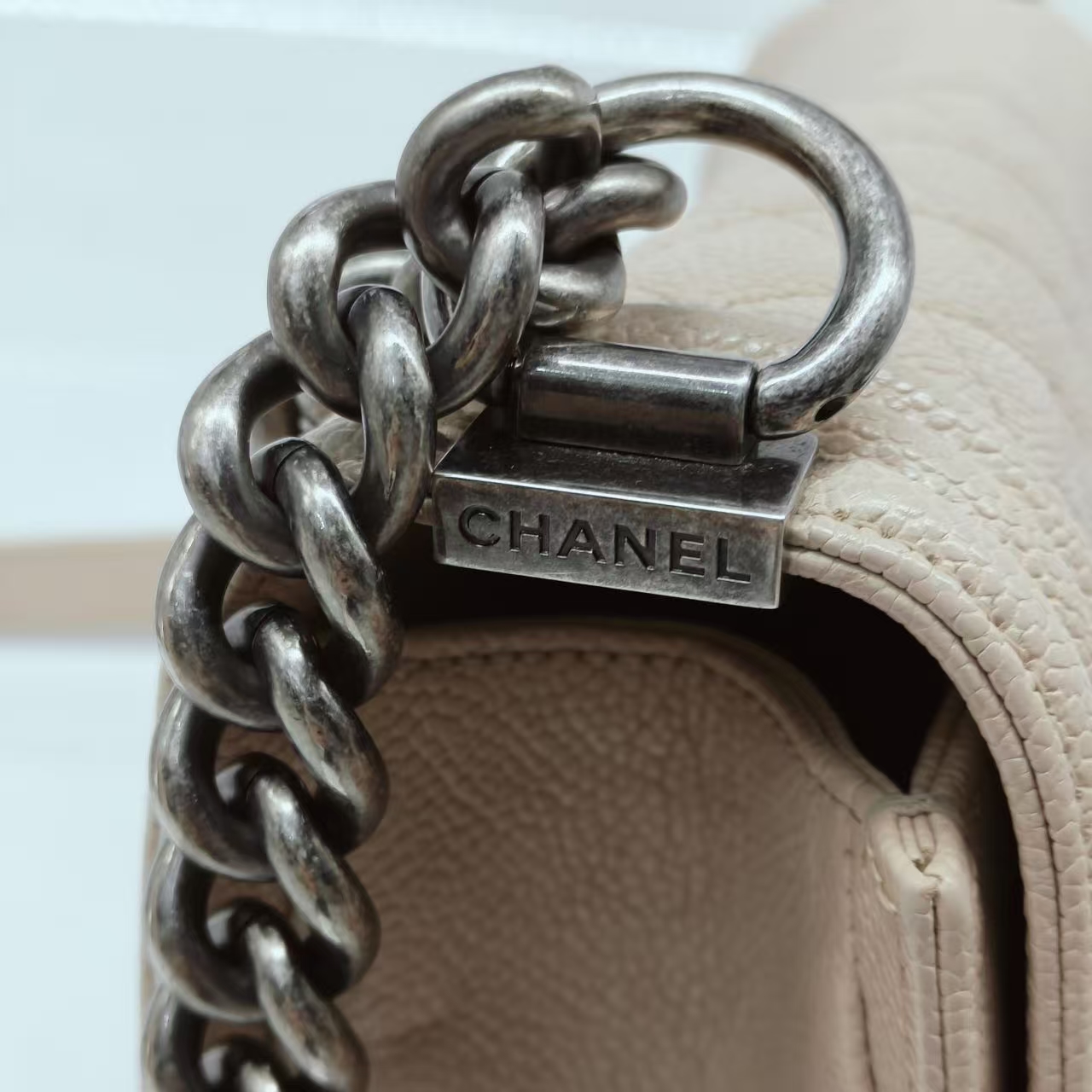 CHANEL Beige/Cream Caviar Leather Medium Boy Flap Bag CHANEL Beige/Cream Caviar Leather Medium Boy Flap Bag