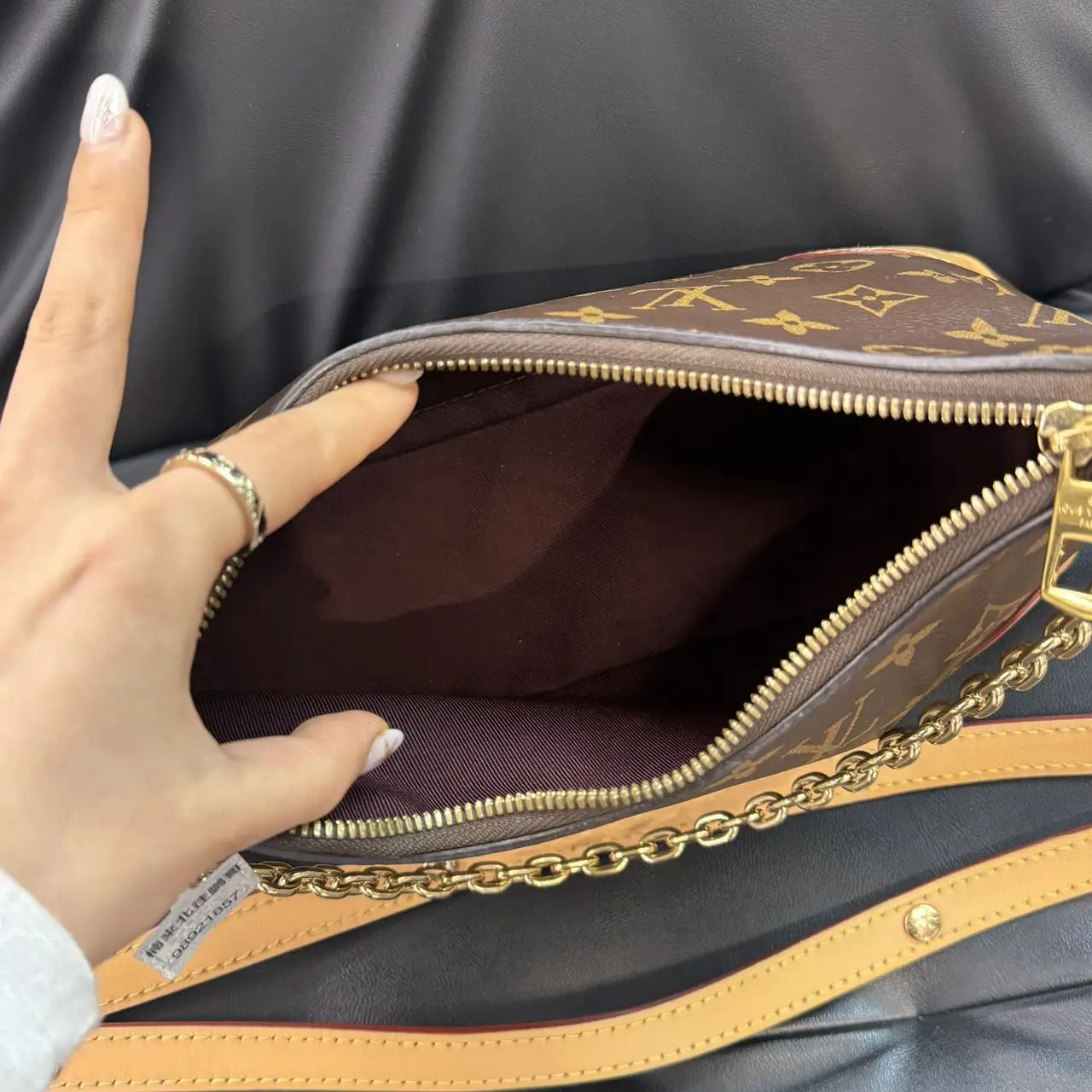 LOUIS VUITTON Boulogne Small Handbag LOUIS VUITTON Boulogne Small Handbag