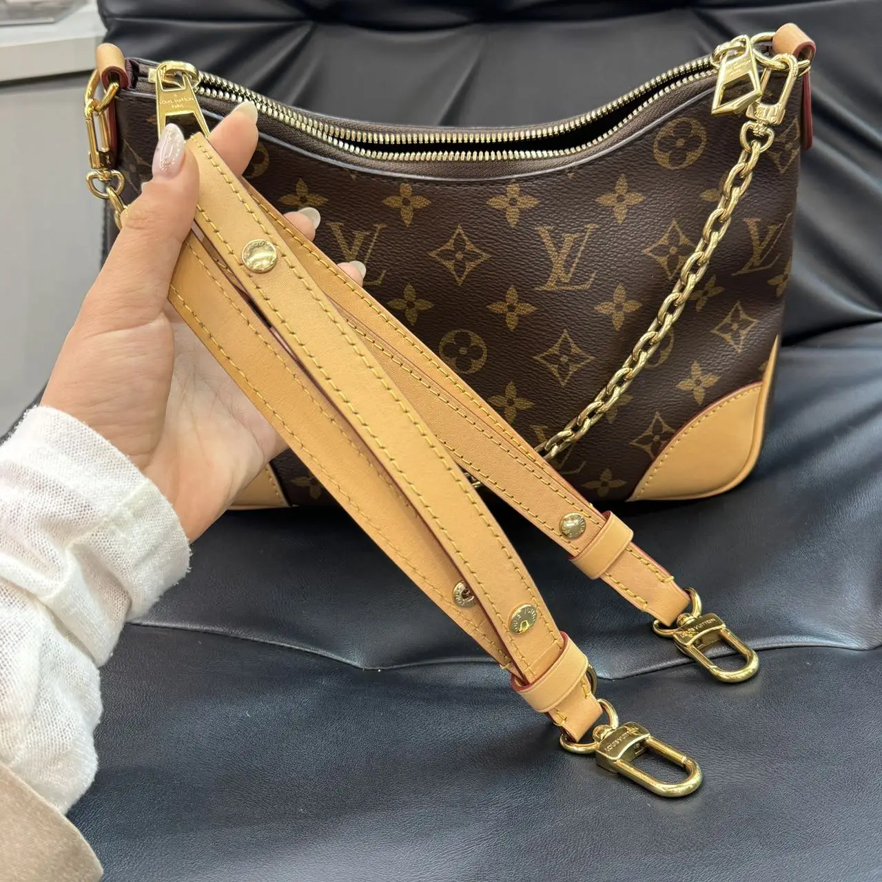 LOUIS VUITTON Boulogne Small Handbag LOUIS VUITTON Boulogne Small Handbag