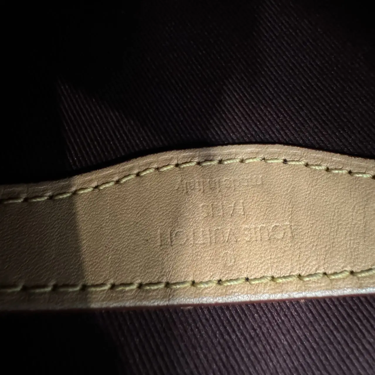 LOUIS VUITTON Boulogne Small Handbag LOUIS VUITTON Boulogne Small Handbag