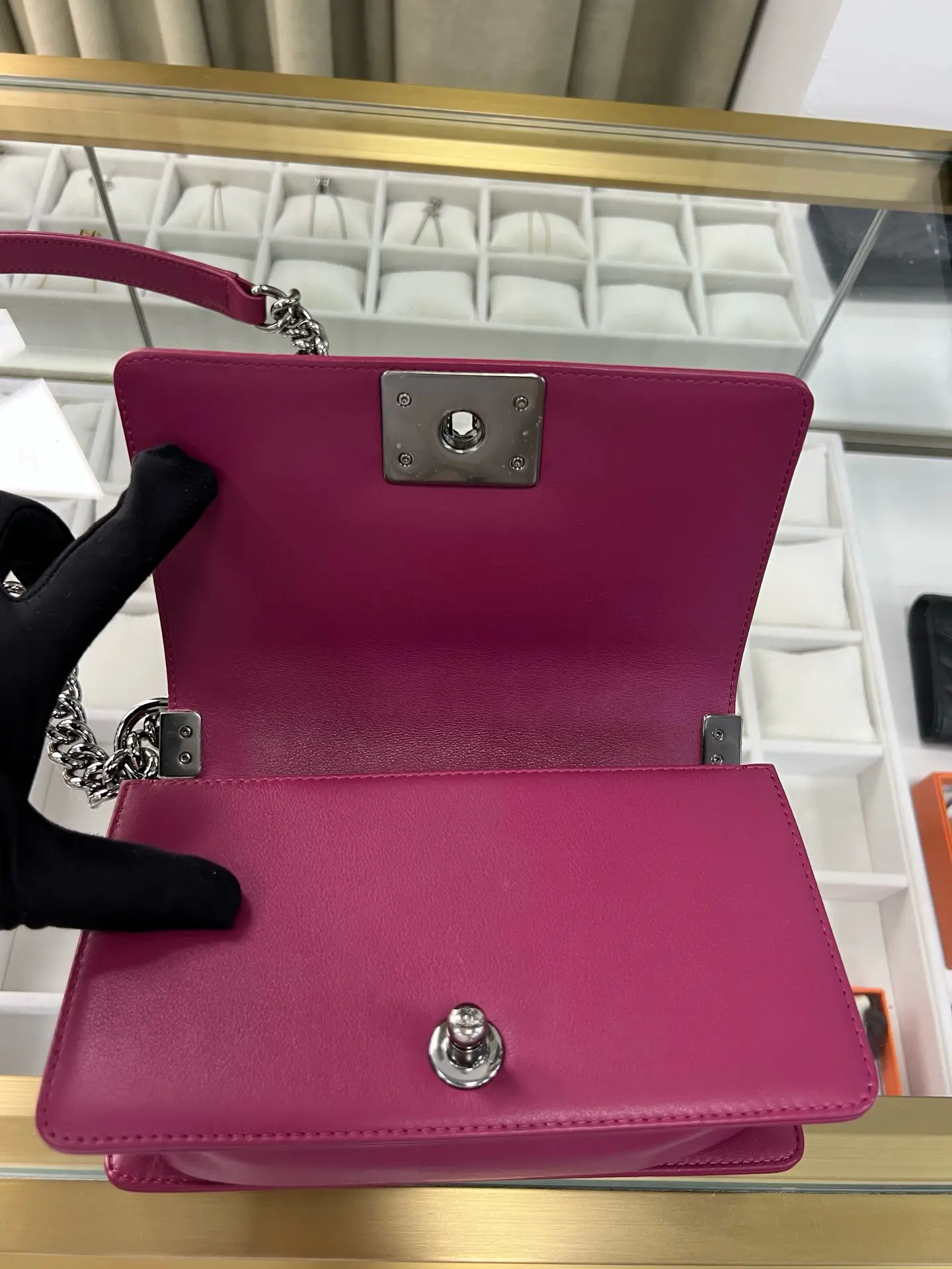 CHANEL Small V-Grain Boy Bag CHANEL Small V-Grain Boy Bag