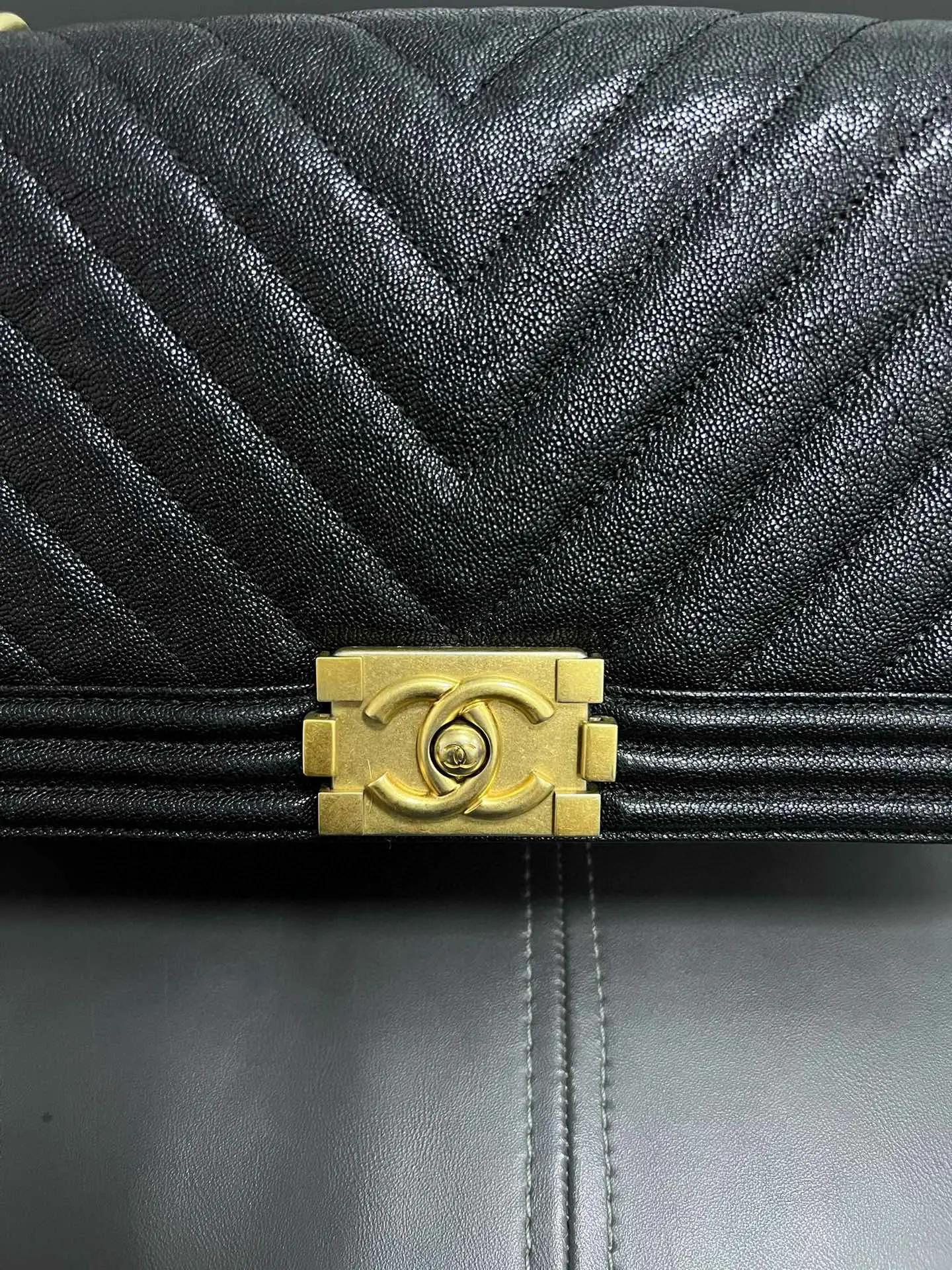 CHANEL Medium Boy Bag Black Caviar Leather CHANEL Medium Boy Bag Black Caviar Leather