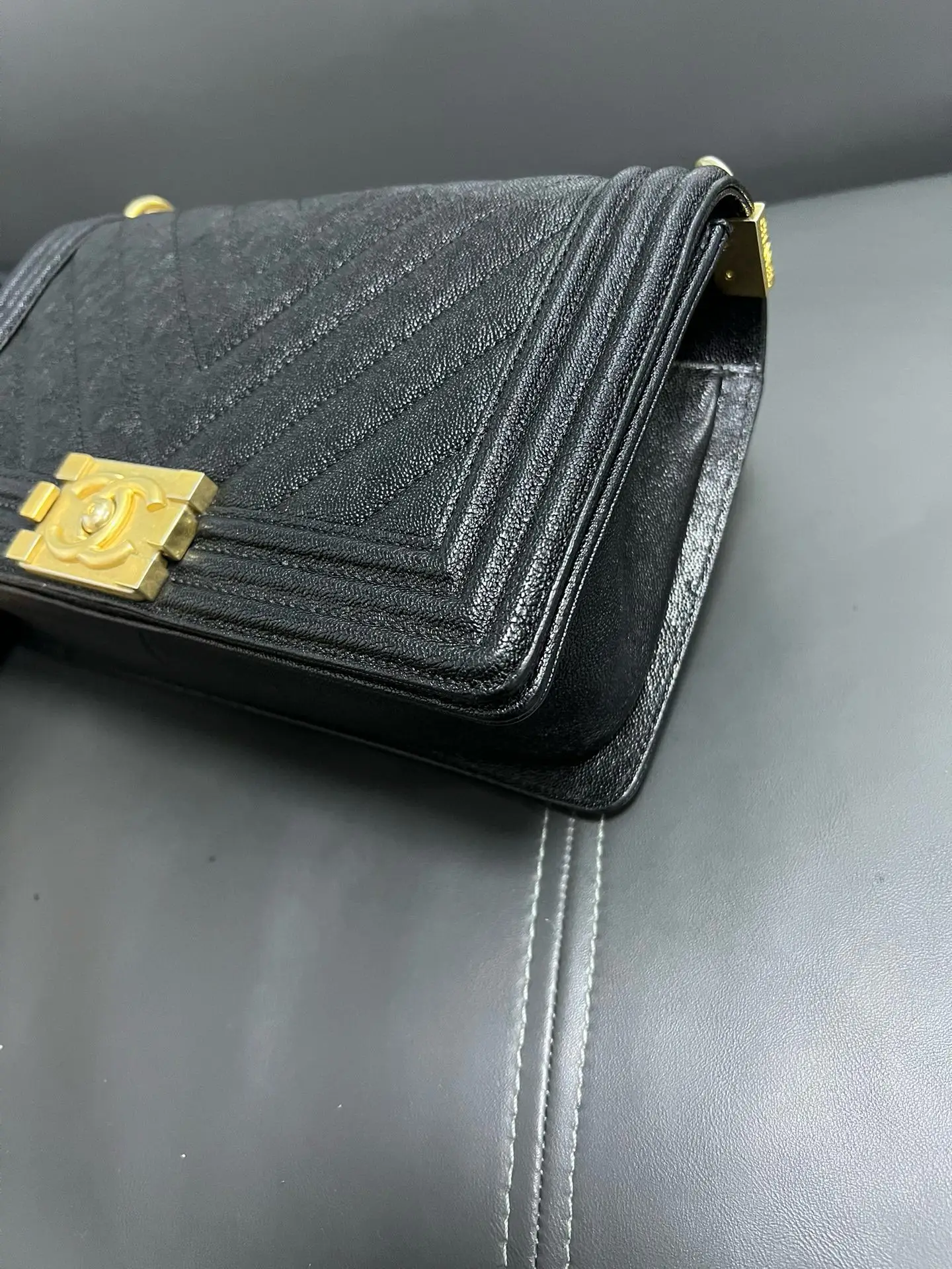 CHANEL Medium Boy Bag Black Caviar Leather CHANEL Medium Boy Bag Black Caviar Leather