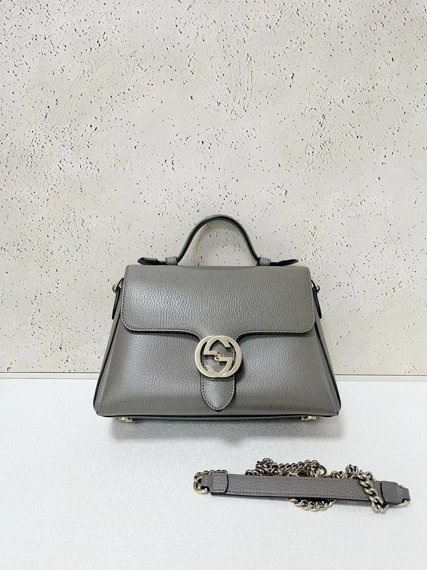 GUCCI Interlock G Tote Top Handle Gray Bag GUCCI Interlock G Tote Top Handle Gray Bag