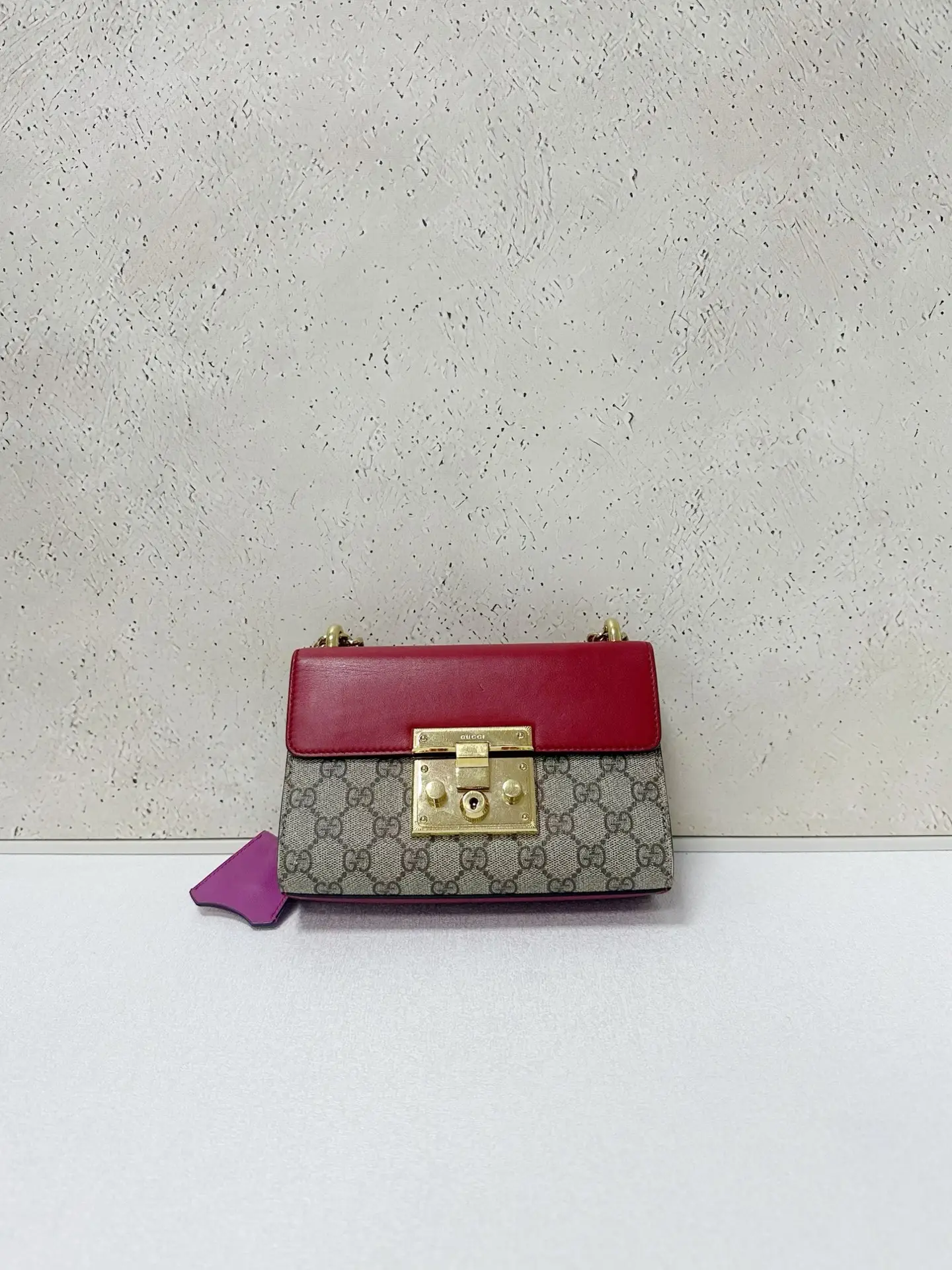 GUCCI Padlock GG Supreme Small Bag GUCCI Padlock GG Supreme Small Bag