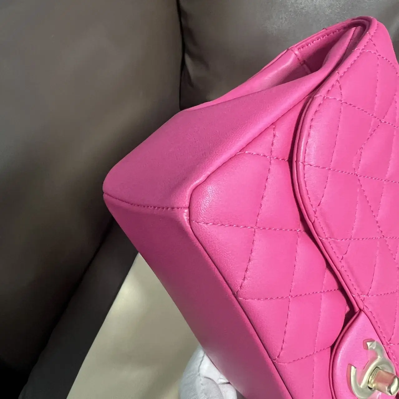 CHANEL Classic Flap Bag Small Pink Quilted Lambskin Bag Seasonal Collection New CHANEL Classic Flap Bag Small Pink Quilted Lambskin Bag Seasonal Collection New