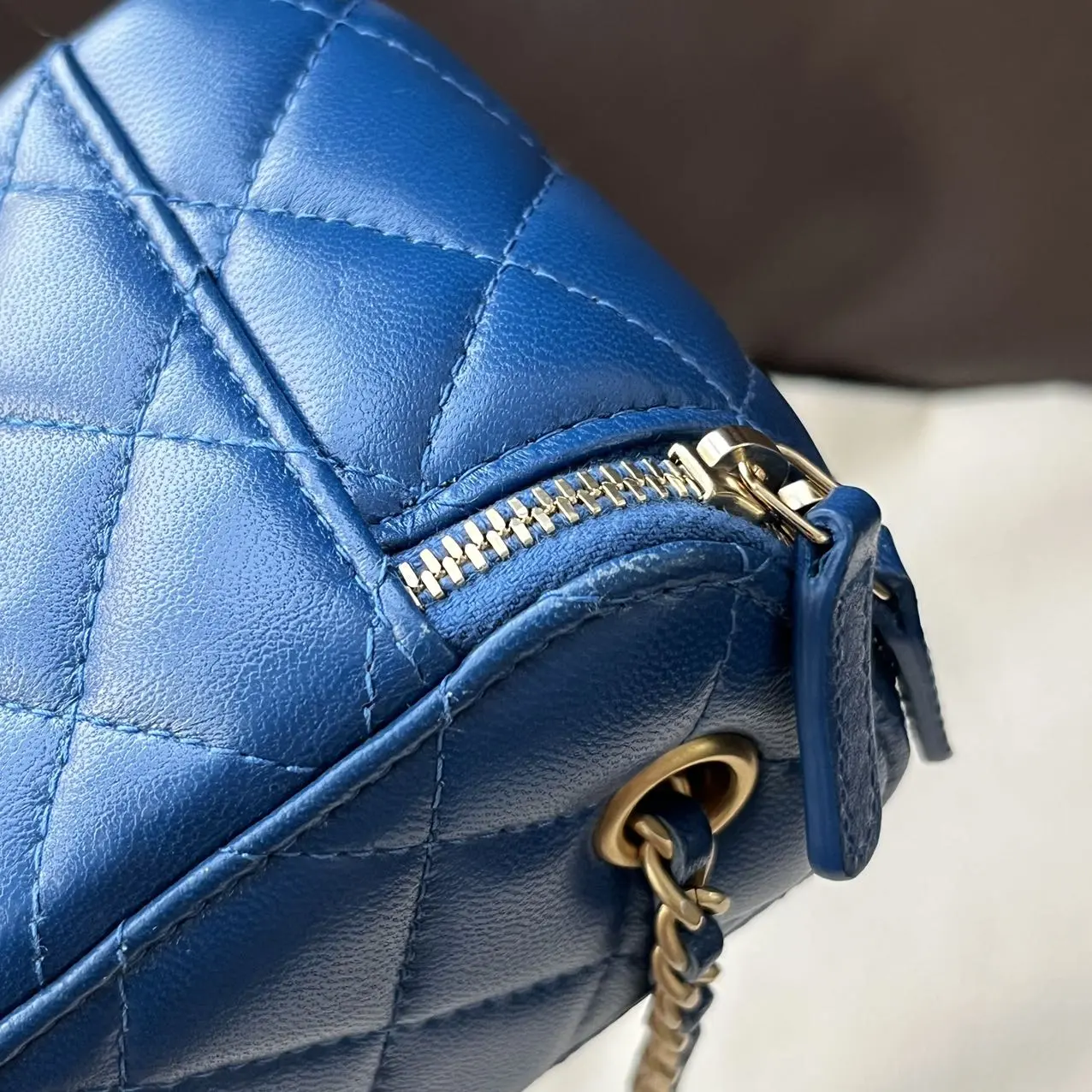 CHANEL Mini Vanity on Pearl Chain Blue Lambskin CHANEL Mini Vanity on Pearl Chain Blue Lambskin