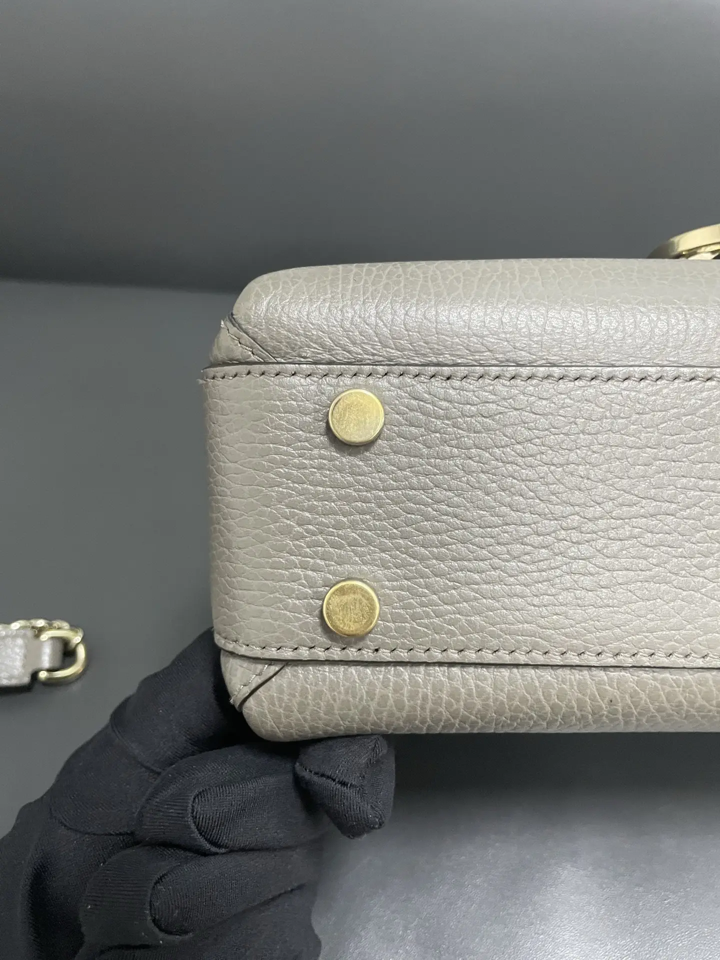 GUCCI Interlock G Tote Top Handle Gray Bag GUCCI Interlock G Tote Top Handle Gray Bag