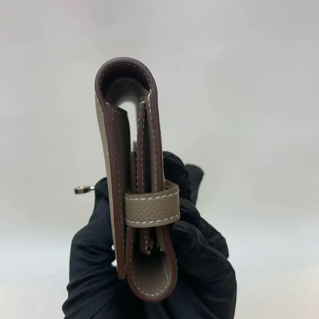 Hermès Long Wallet Kelly in Etoupe Gray Hermès Long Wallet Kelly in Etoupe Gray