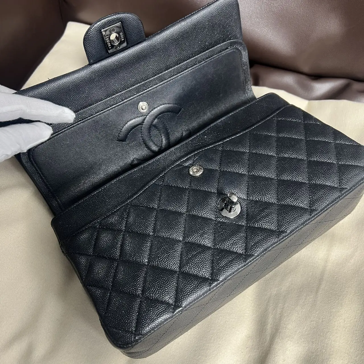 CHANEL Classic Flap Bag Black Medium Caviar Leather CHANEL Classic Flap Bag Black Medium Caviar Leather