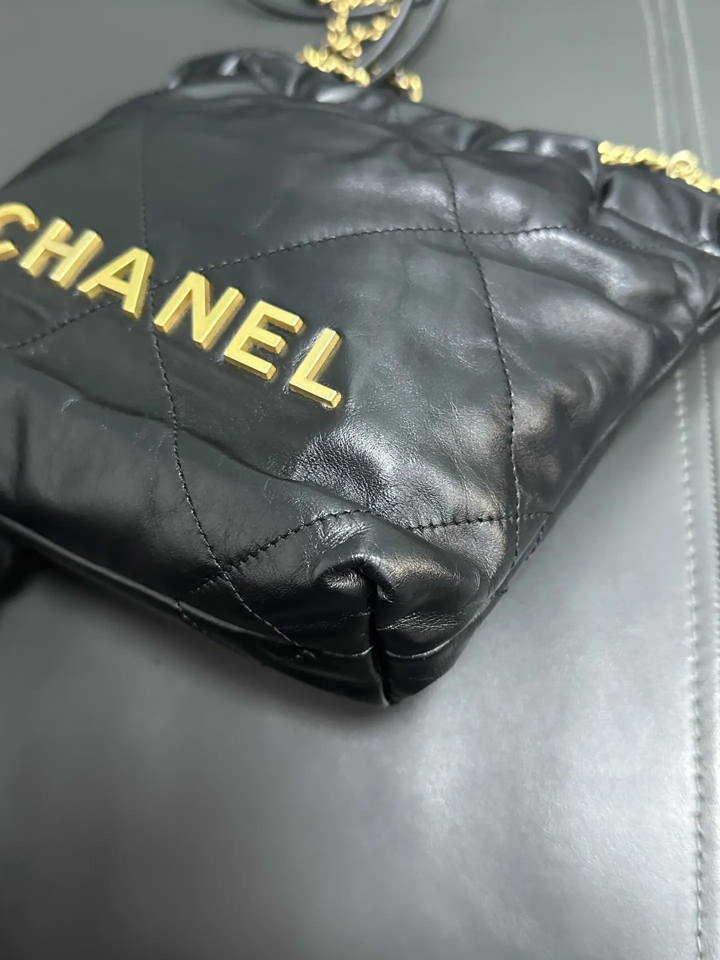 CHANEL 22 Mini Handbag CHANEL 22 Mini Handbag