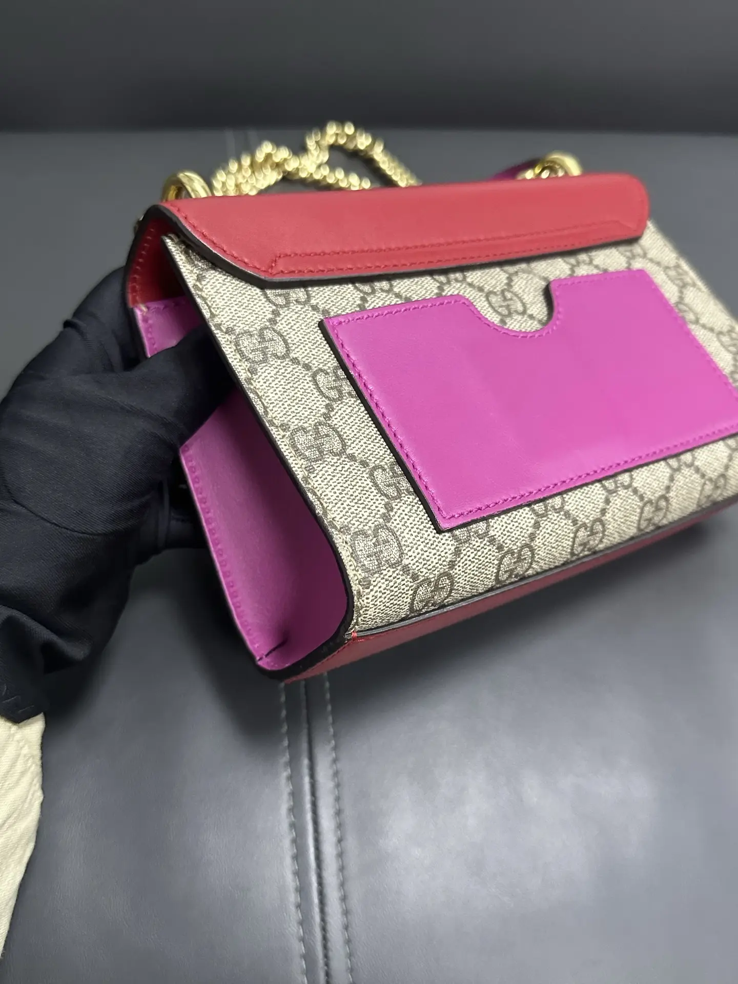 GUCCI Padlock GG Supreme Small Bag GUCCI Padlock GG Supreme Small Bag