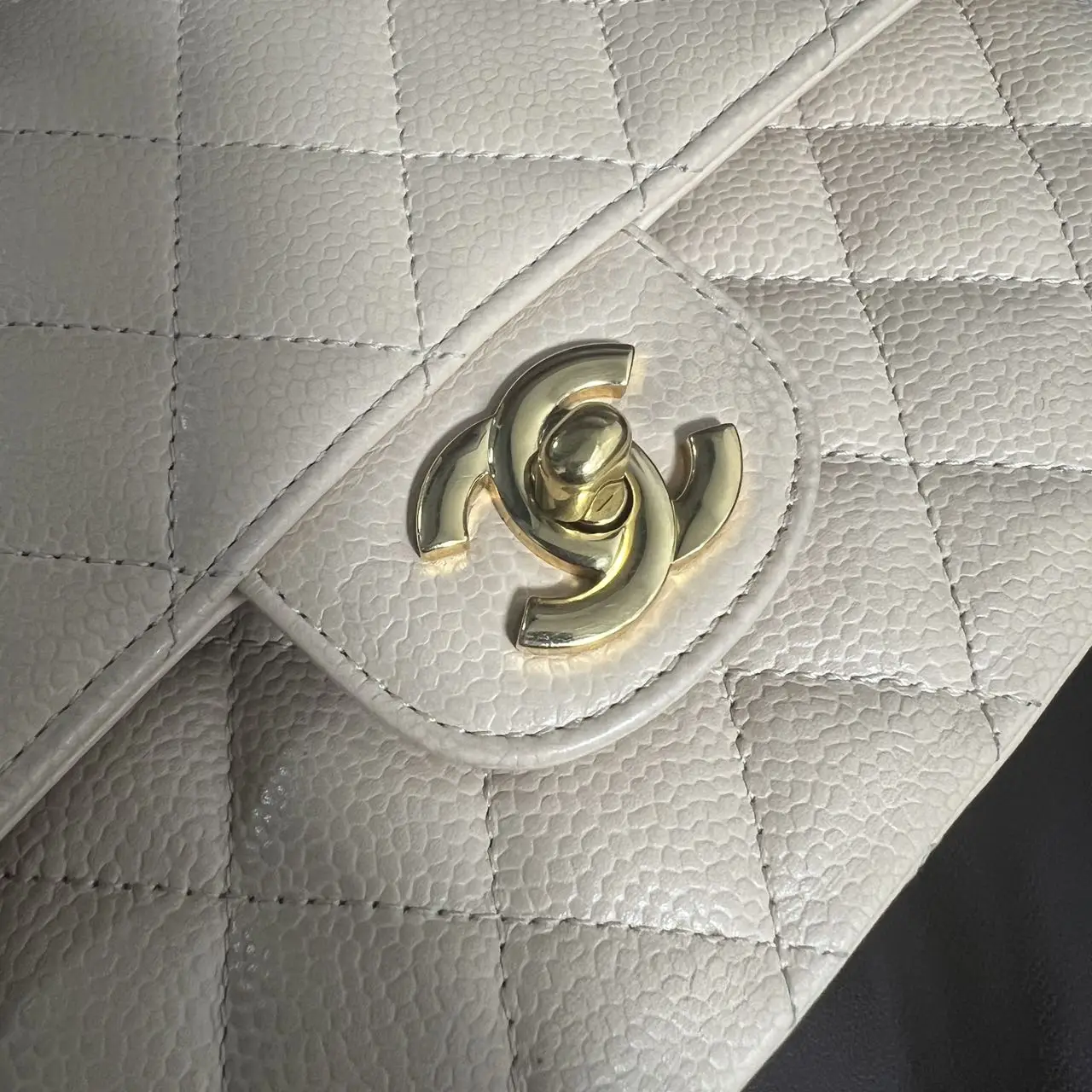 CHANEL Classic Flap Bag Beige Medium Caviar Leather CHANEL Classic Flap Bag Beige Medium Caviar Leather