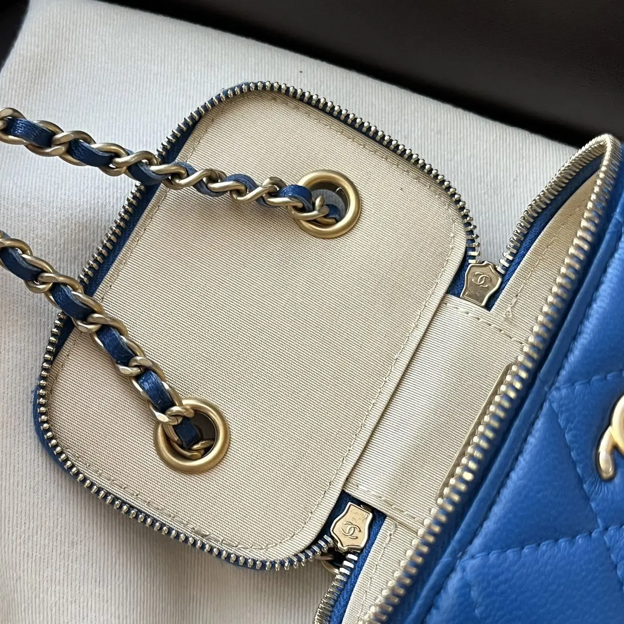 CHANEL Mini Vanity on Pearl Chain Blue Lambskin CHANEL Mini Vanity on Pearl Chain Blue Lambskin