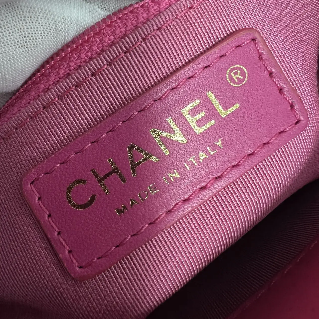CHANEL Classic Flap Bag Small Pink Quilted Lambskin Bag Seasonal Collection New CHANEL Classic Flap Bag Small Pink Quilted Lambskin Bag Seasonal Collection New