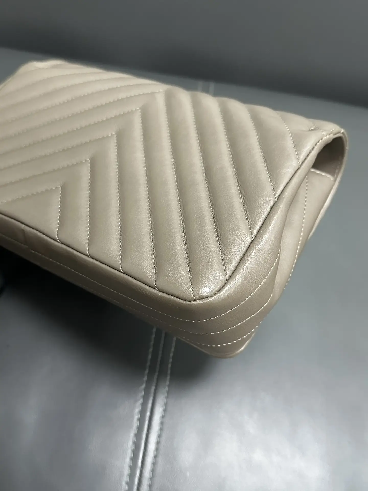 CHANEL Brown Chevron Leather Large Statement Flap Bag CHANEL Brown Chevron Leather Large Statement Flap Bag