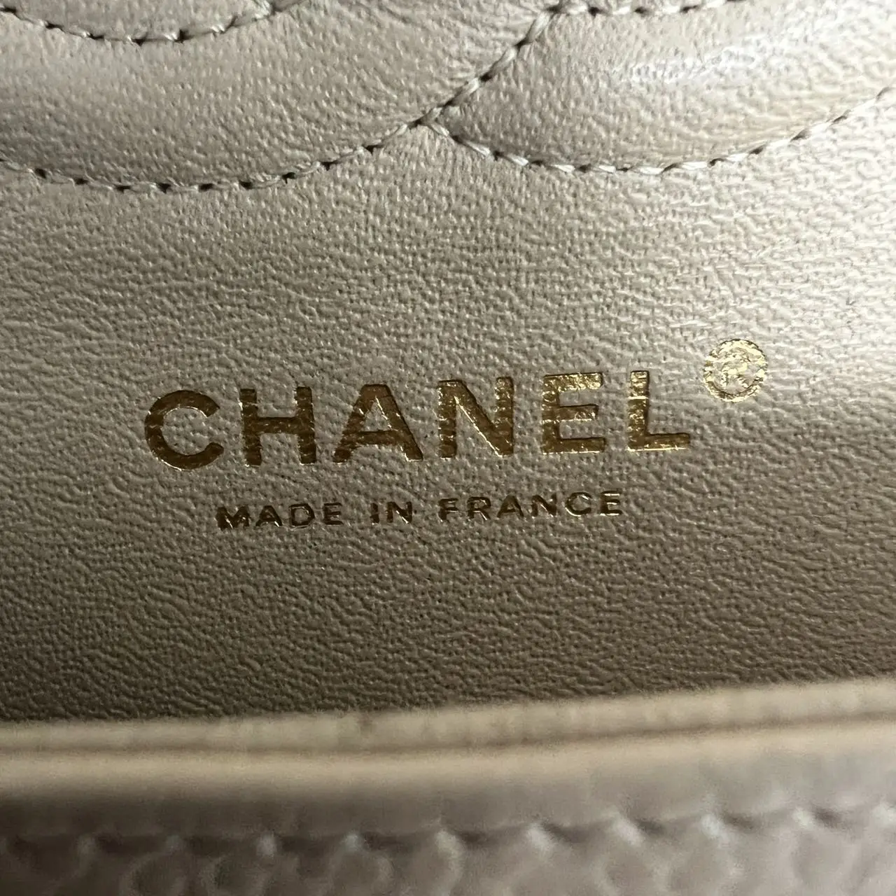 CHANEL Classic Flap Bag Beige Medium Caviar Leather CHANEL Classic Flap Bag Beige Medium Caviar Leather