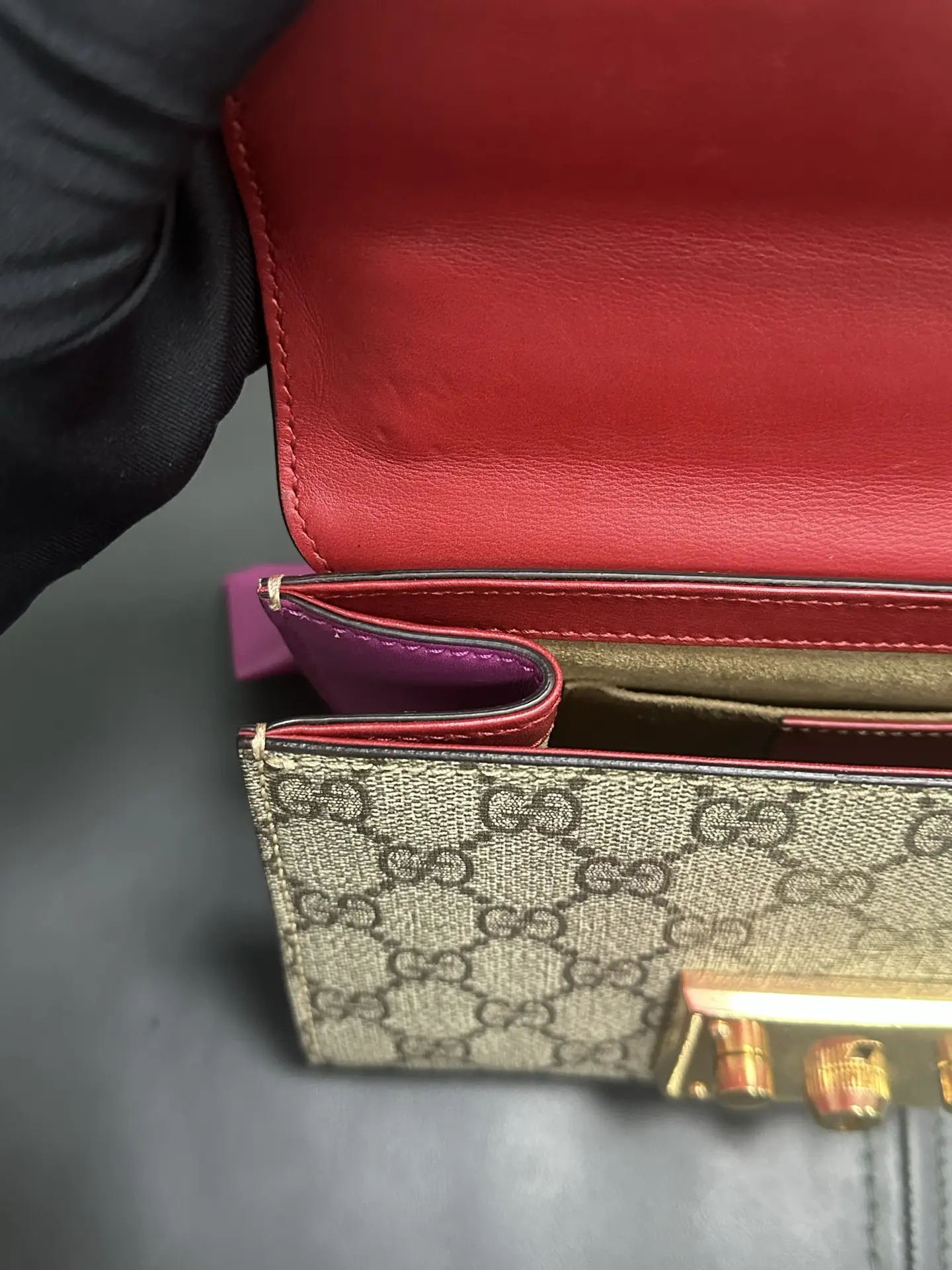 GUCCI Padlock GG Supreme Small Bag GUCCI Padlock GG Supreme Small Bag