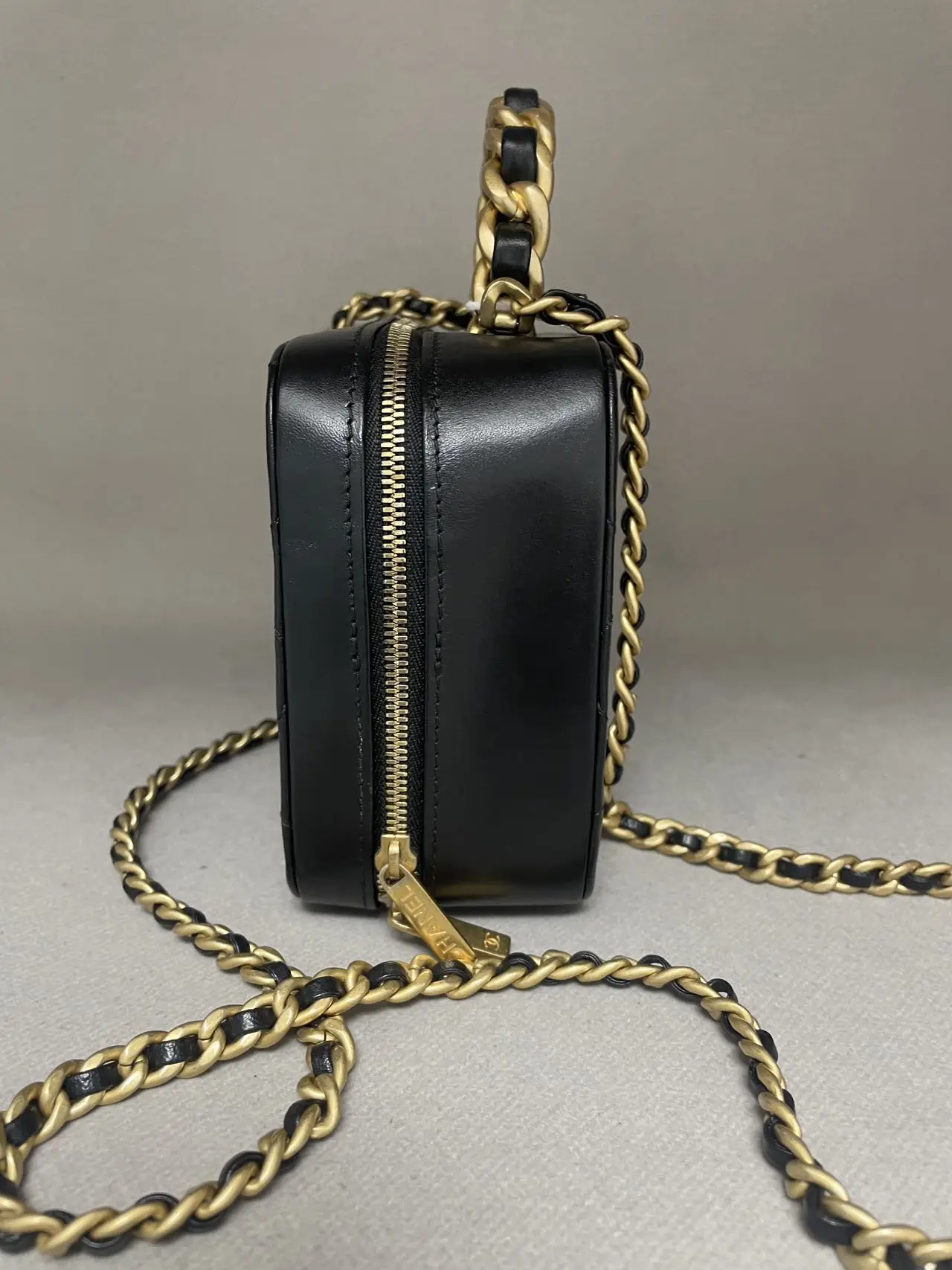 CHANEL Black Quilted Lambskin Vanity with Chain Brushed Gold Hardware CHANEL Black Quilted Lambskin Vanity with Chain Brushed Gold Hardware