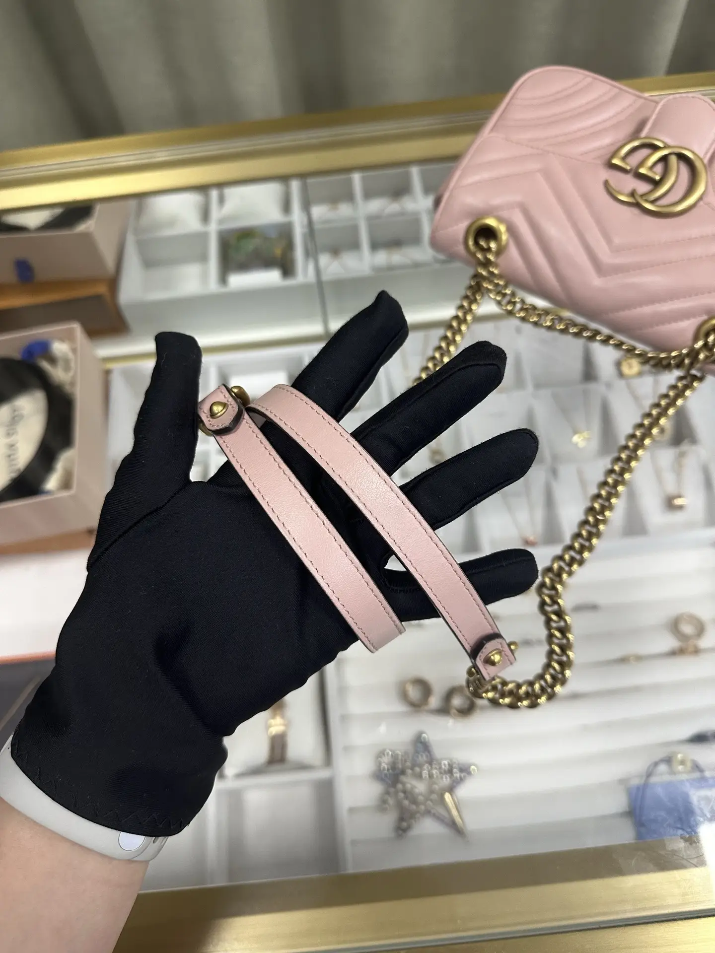GUCCI GG Marmont Bag Small Pink GUCCI GG Marmont Bag Small Pink