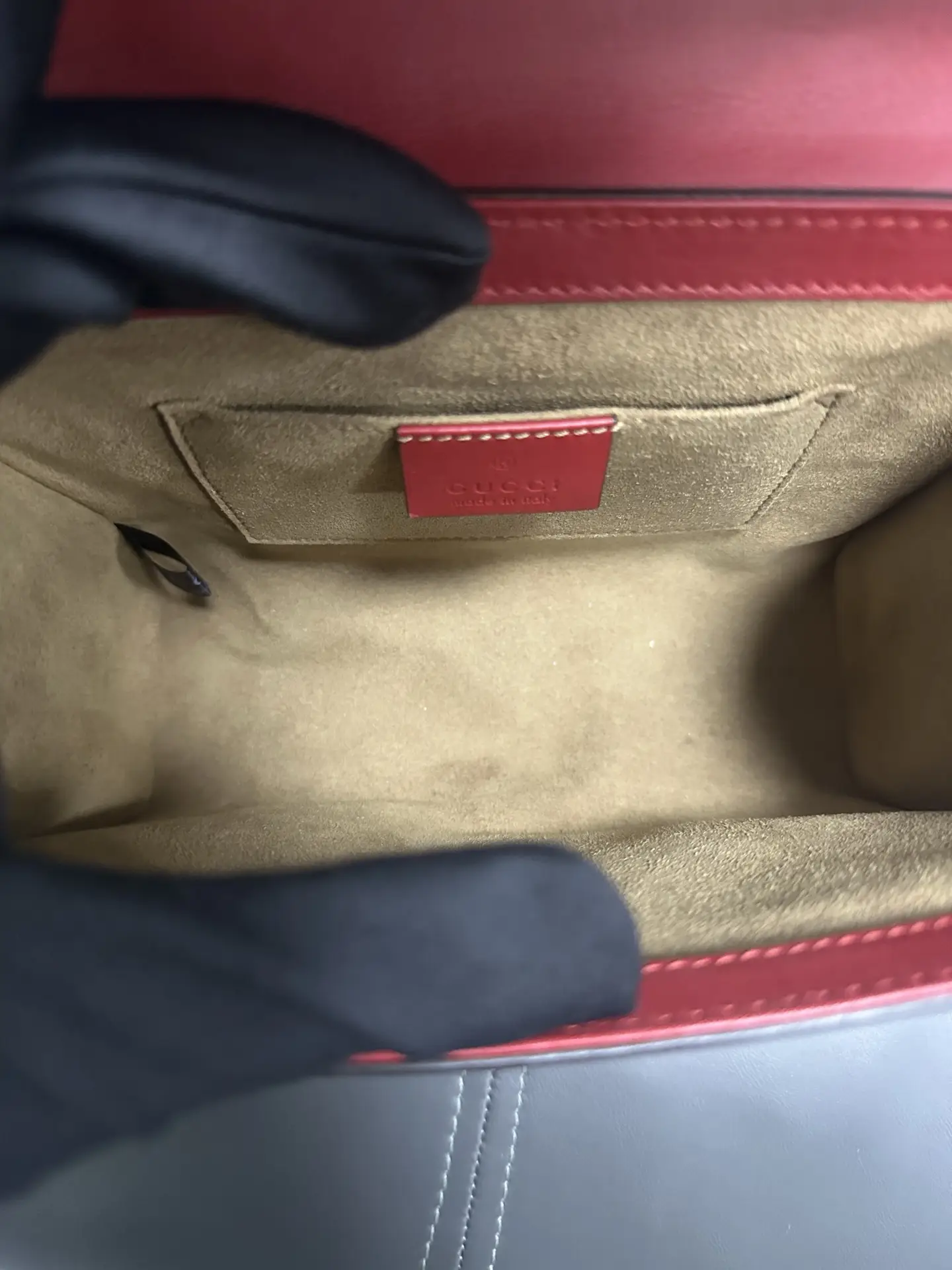 GUCCI Padlock GG Supreme Small Bag GUCCI Padlock GG Supreme Small Bag