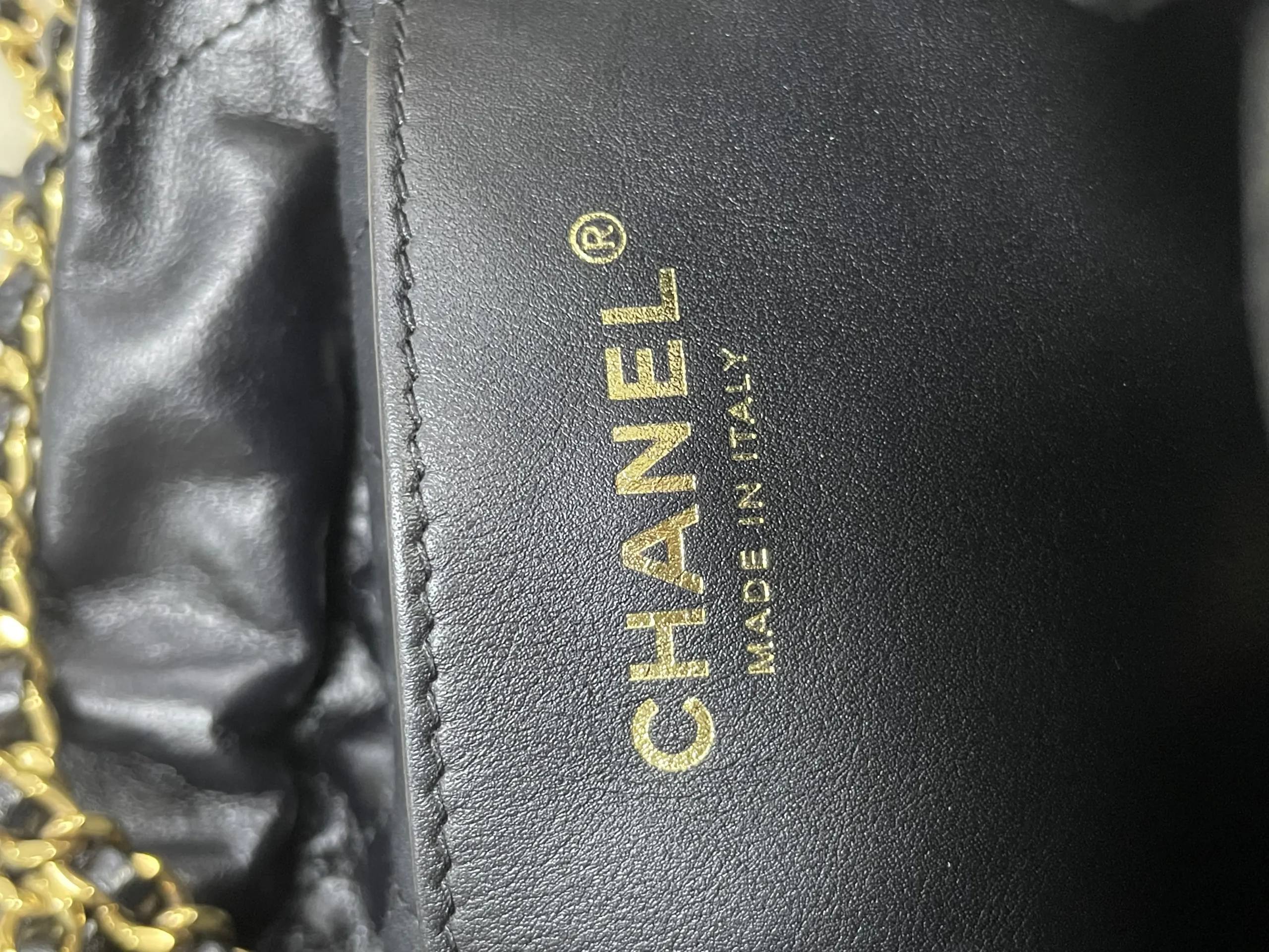 CHANEL 22 Mini Handbag CHANEL 22 Mini Handbag