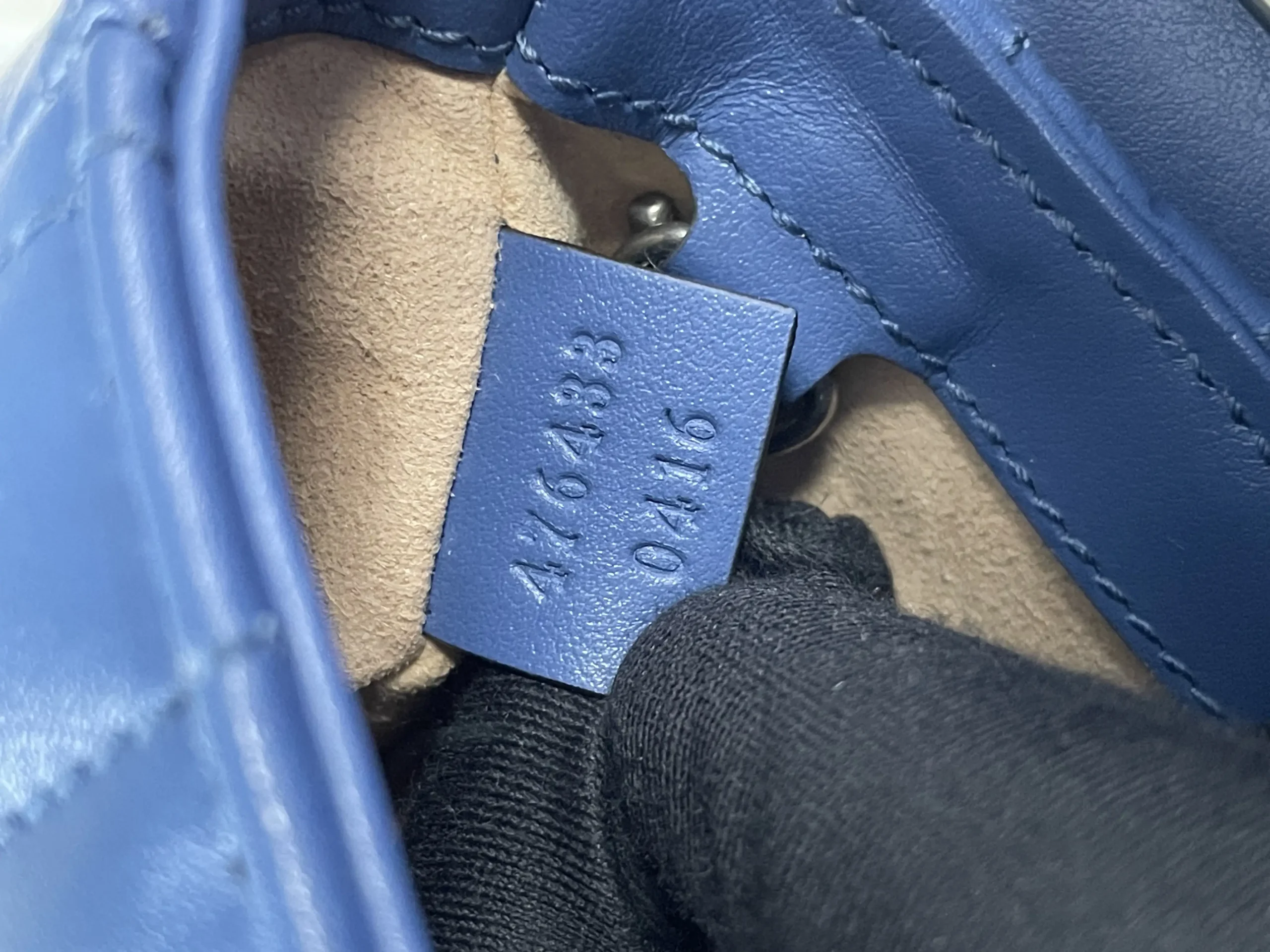 GUCCI GG Marmont Mini Bag GUCCI GG Marmont Mini Bag