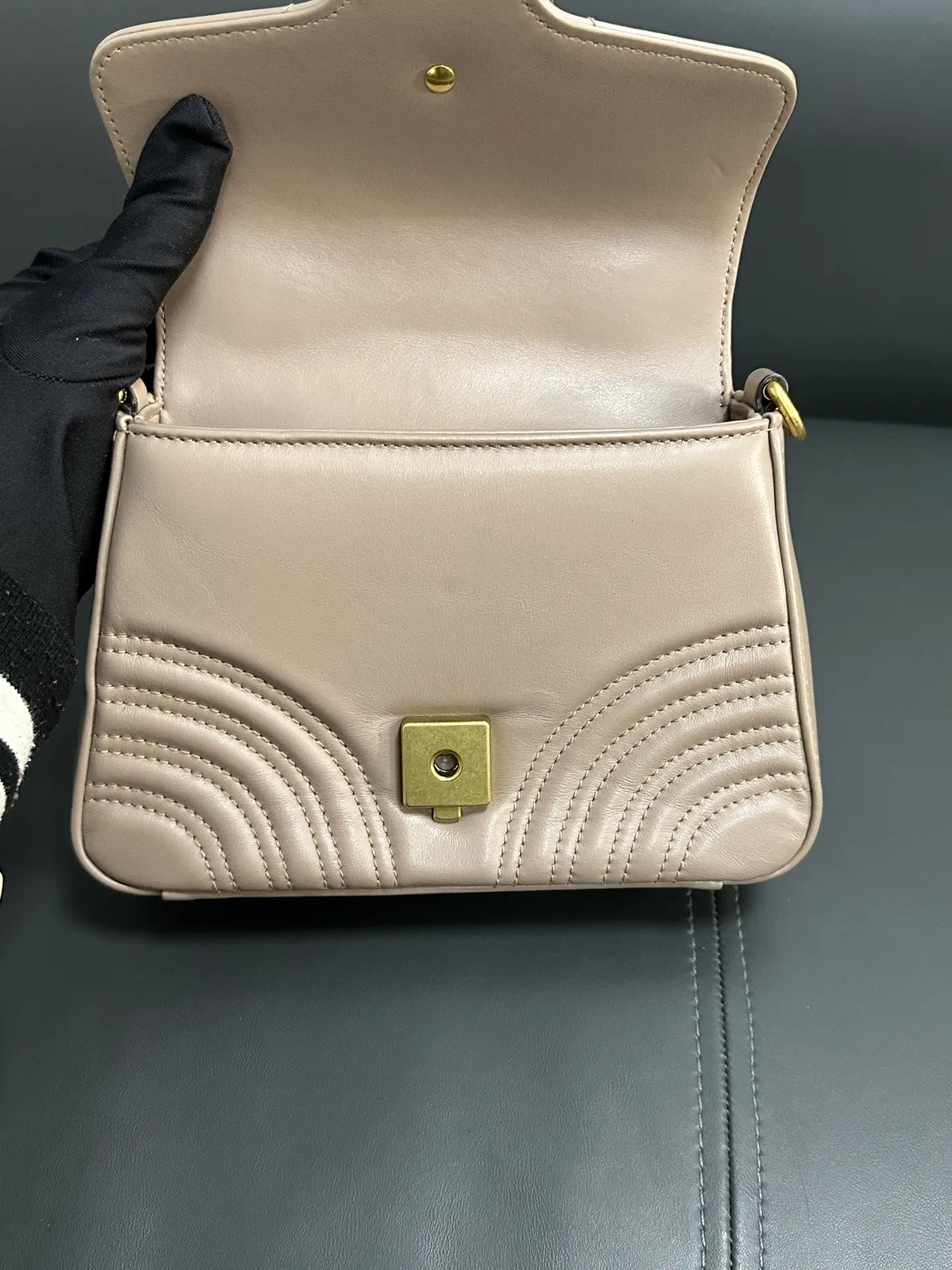 GUCCI GG Marmont Small Top Handle Bag GUCCI GG Marmont Small Top Handle Bag