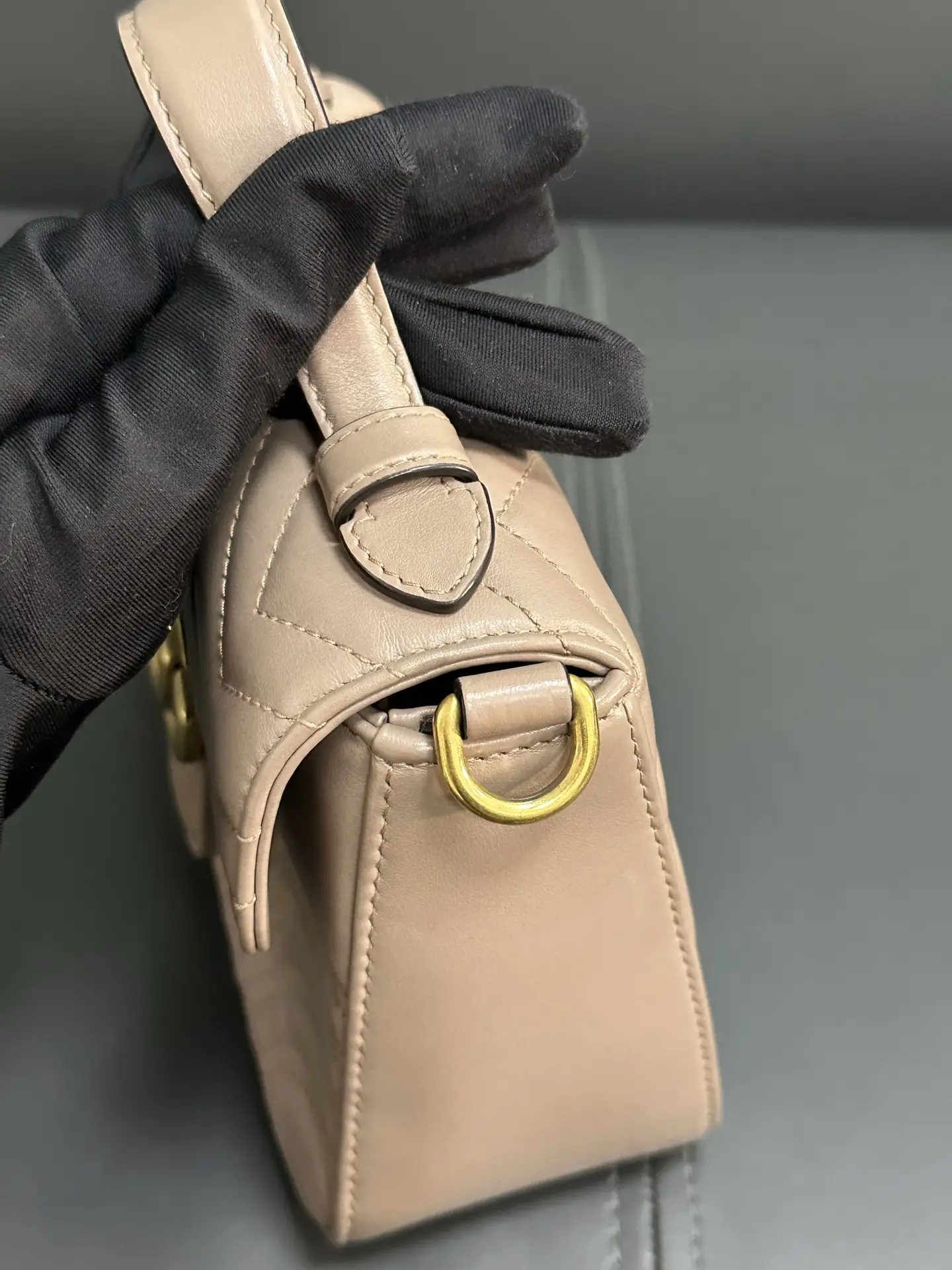 GUCCI GG Marmont Small Top Handle Bag GUCCI GG Marmont Small Top Handle Bag