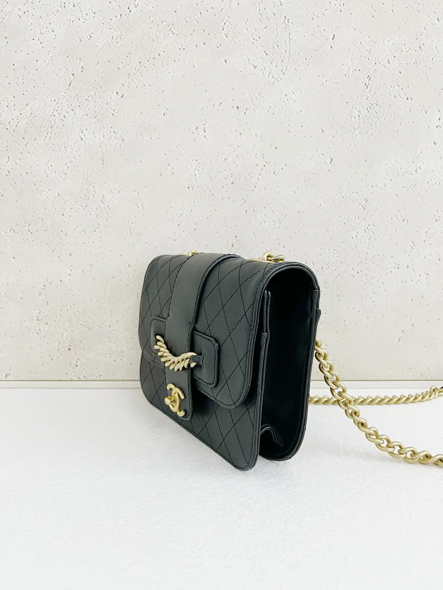 Chanel Coco Mark Chain Shoulder Bag Black Chanel Coco Mark Chain Shoulder Bag Black