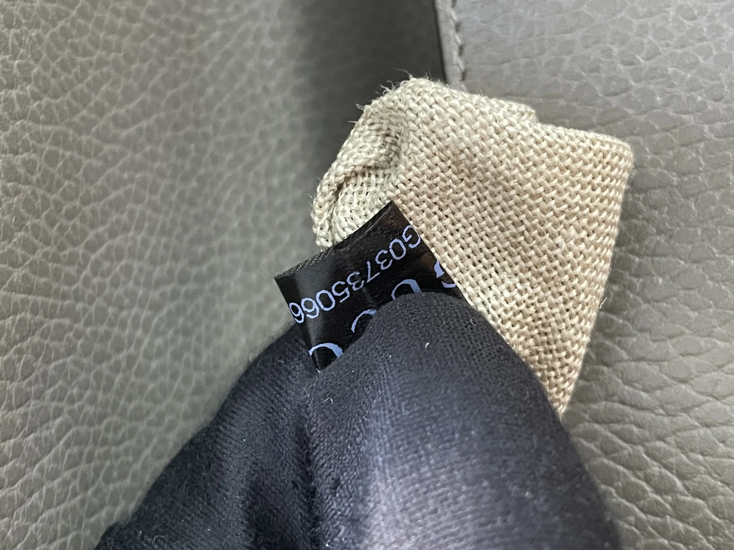 GUCCI Interlock G Tote Top Handle Gray Bag GUCCI Interlock G Tote Top Handle Gray Bag