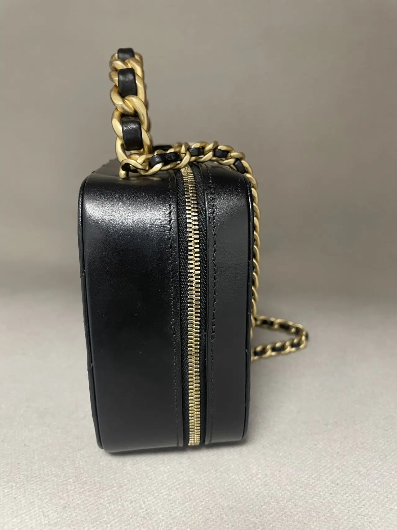 CHANEL Black Quilted Lambskin Vanity with Chain Brushed Gold Hardware CHANEL Black Quilted Lambskin Vanity with Chain Brushed Gold Hardware