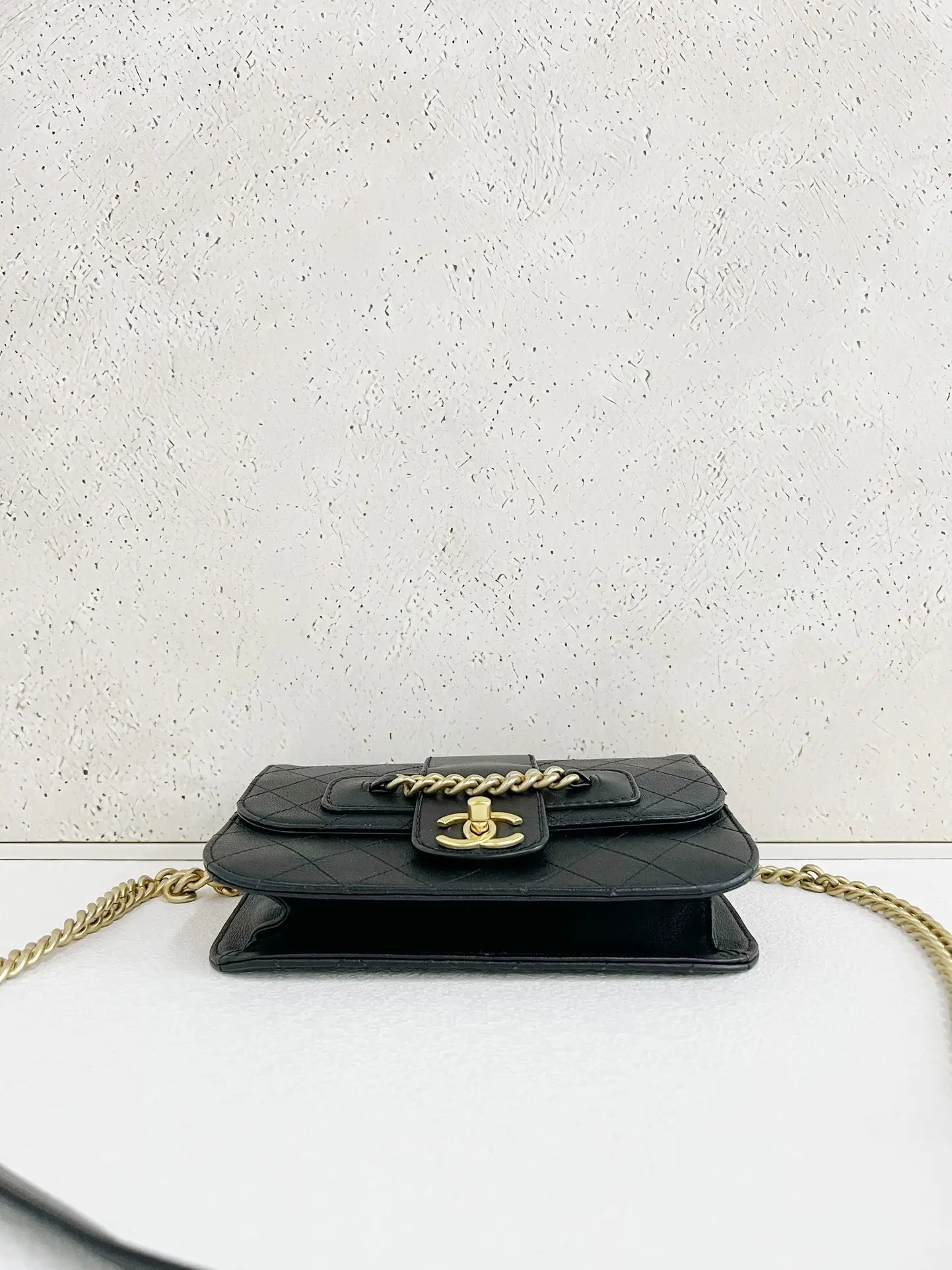 Chanel Coco Mark Chain Shoulder Bag Black Chanel Coco Mark Chain Shoulder Bag Black