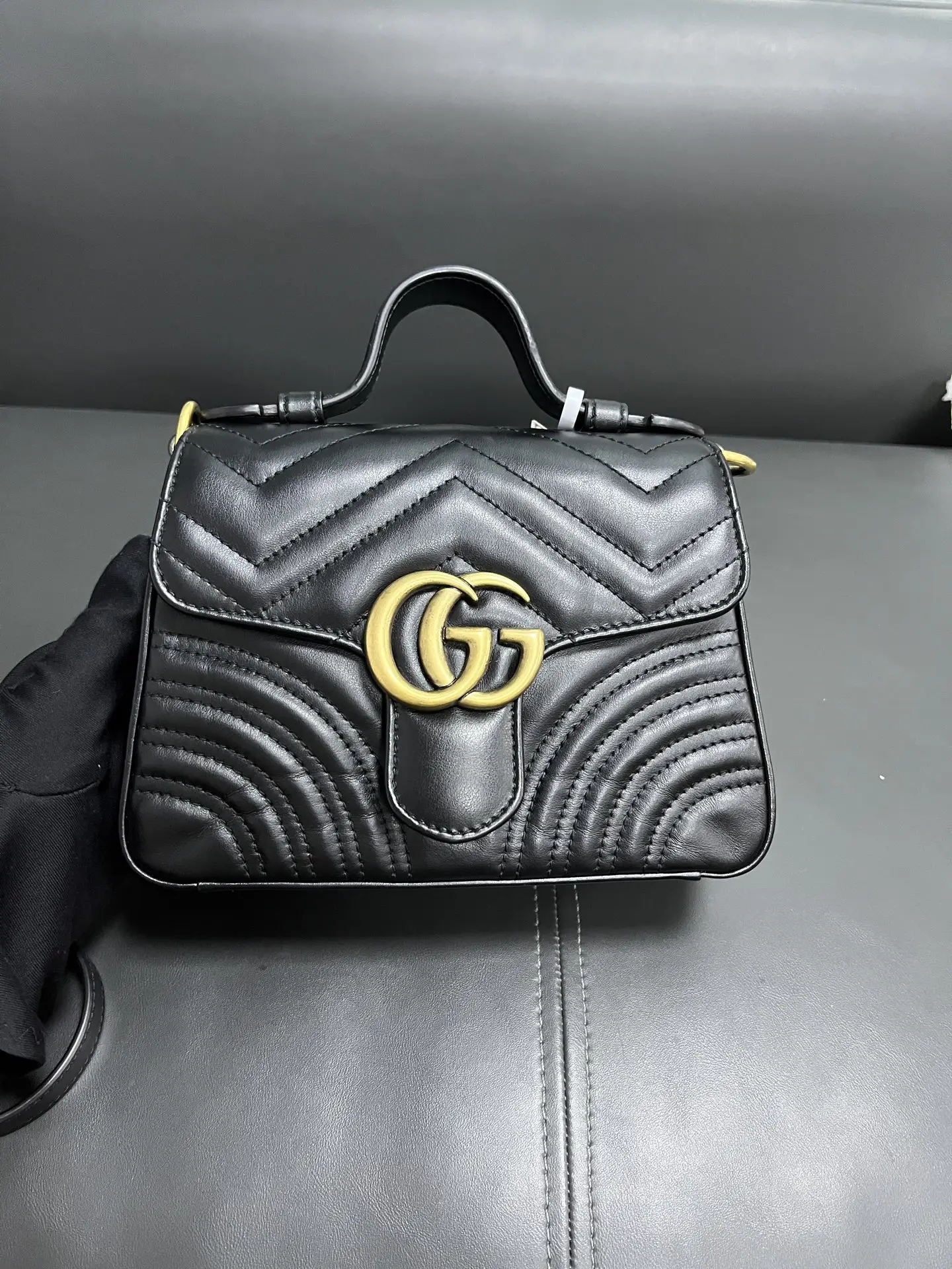 GUCCI GG Marmont Small Top Handle Bag GUCCI GG Marmont Small Top Handle Bag