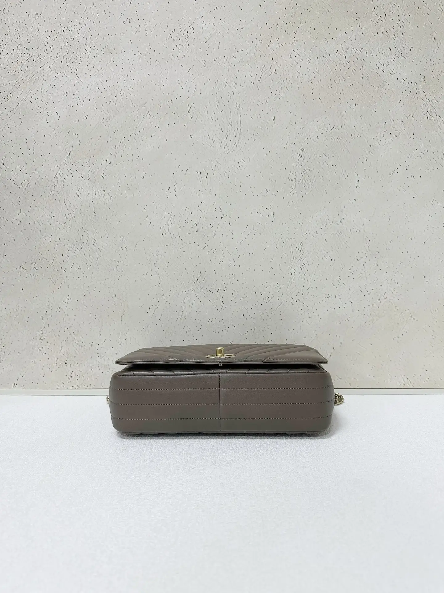 CHANEL Brown Chevron Leather Large Statement Flap Bag CHANEL Brown Chevron Leather Large Statement Flap Bag