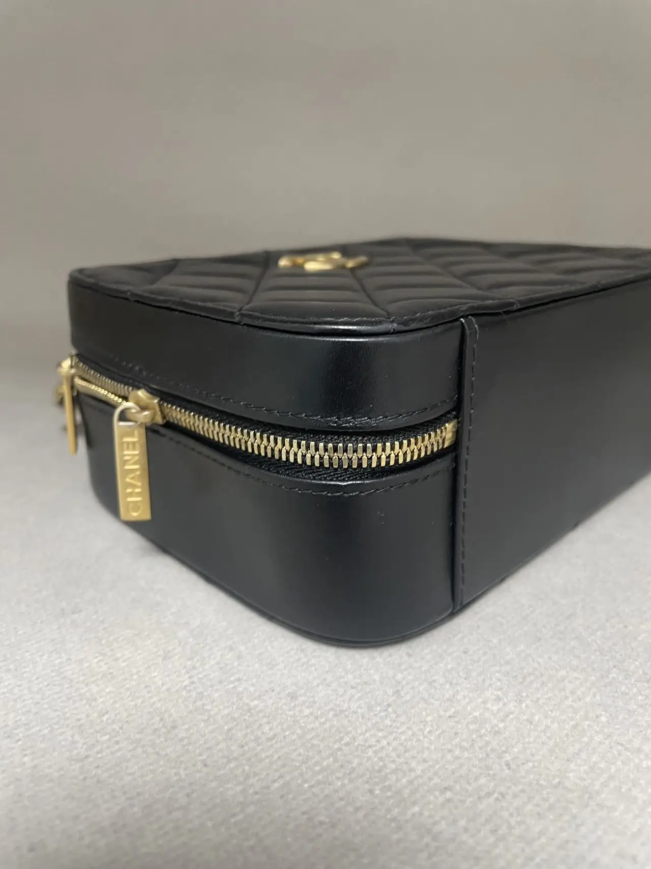 CHANEL Black Quilted Lambskin Vanity with Chain Brushed Gold Hardware CHANEL Black Quilted Lambskin Vanity with Chain Brushed Gold Hardware
