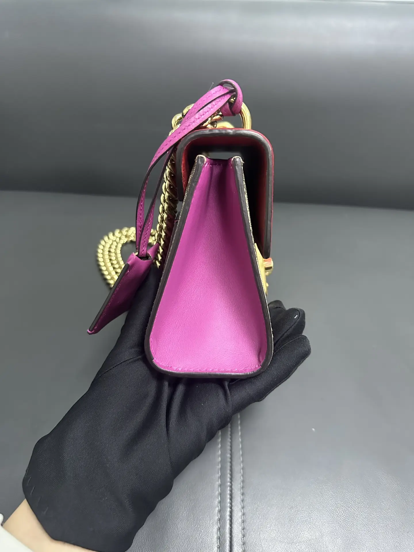 GUCCI Padlock GG Supreme Small Bag GUCCI Padlock GG Supreme Small Bag