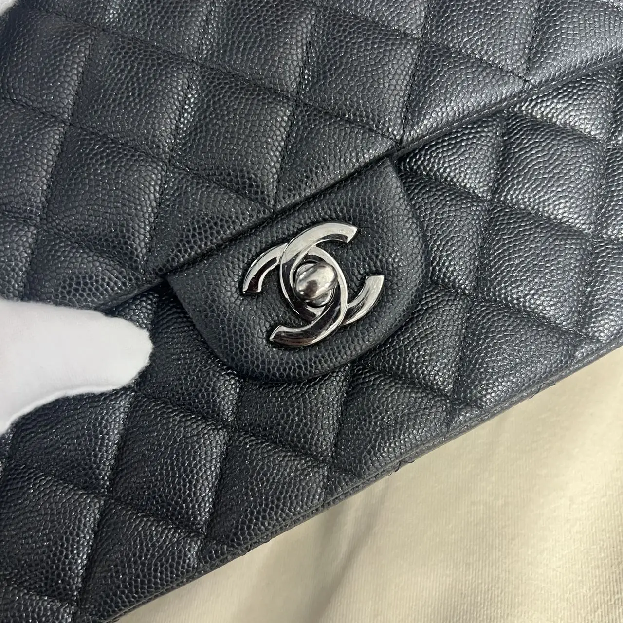 CHANEL Classic Flap Bag Black Medium Caviar Leather CHANEL Classic Flap Bag Black Medium Caviar Leather