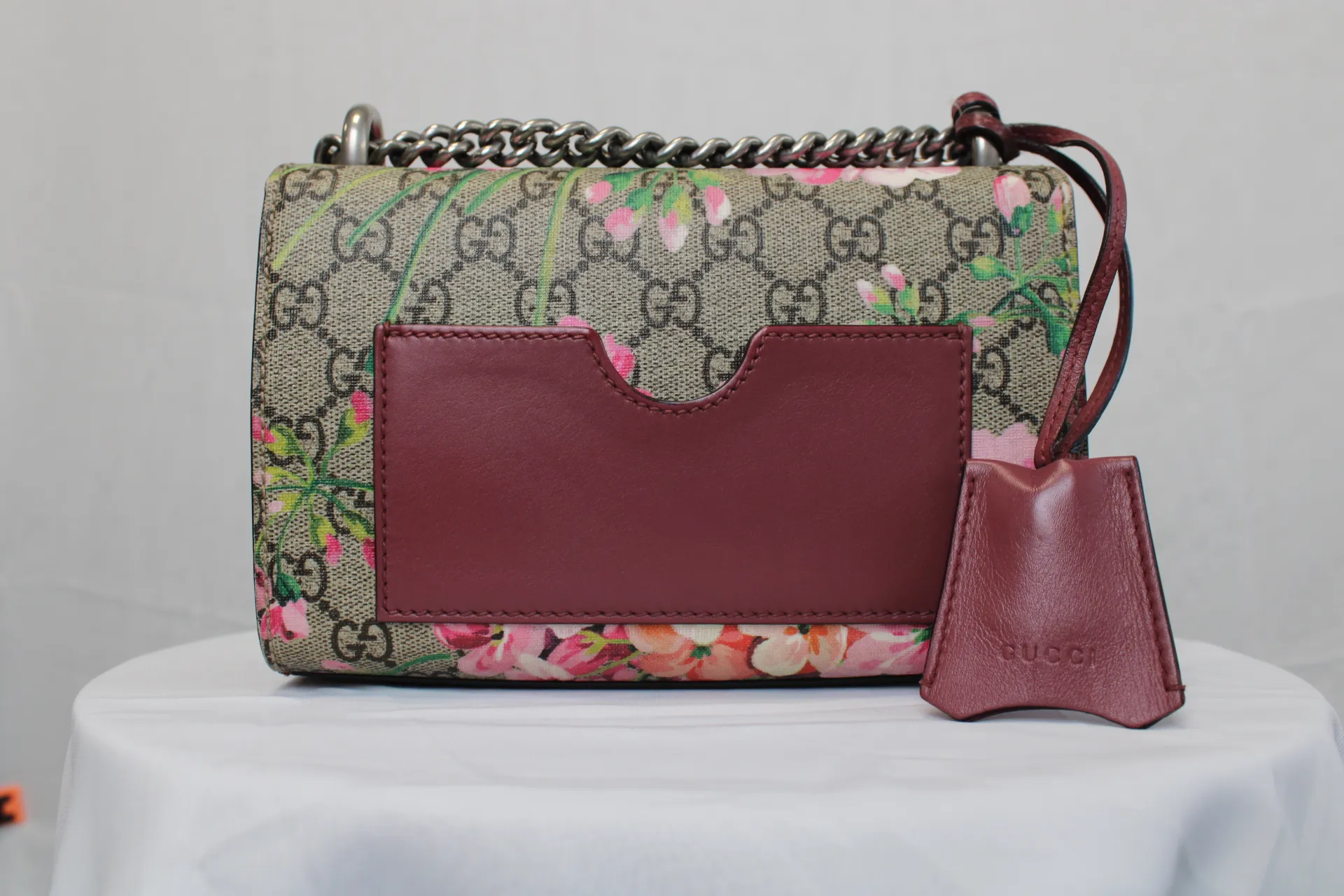 Gucci GG Blooms Padlock Shoulder Bag Gucci GG Blooms Padlock Shoulder Bag